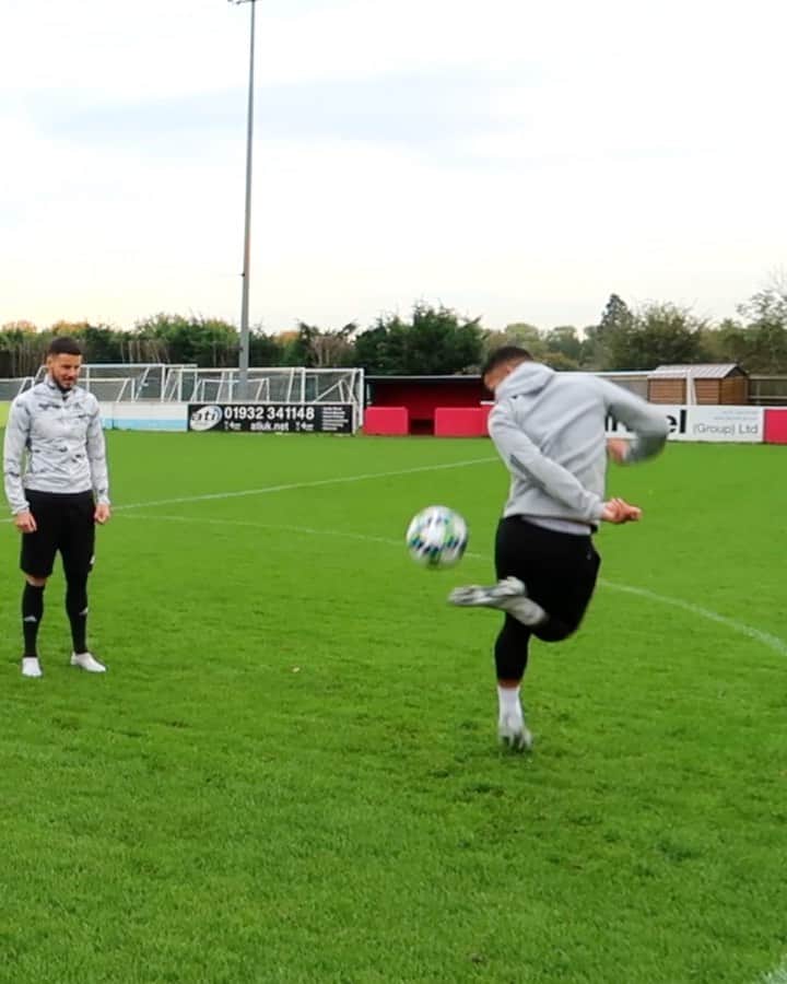 F2Freestylersのインスタグラム：「😱🤯🔥 WHAT SHOULD THIS SKILL BE CALLED? 👀 COMMENT BELOW! 💬」