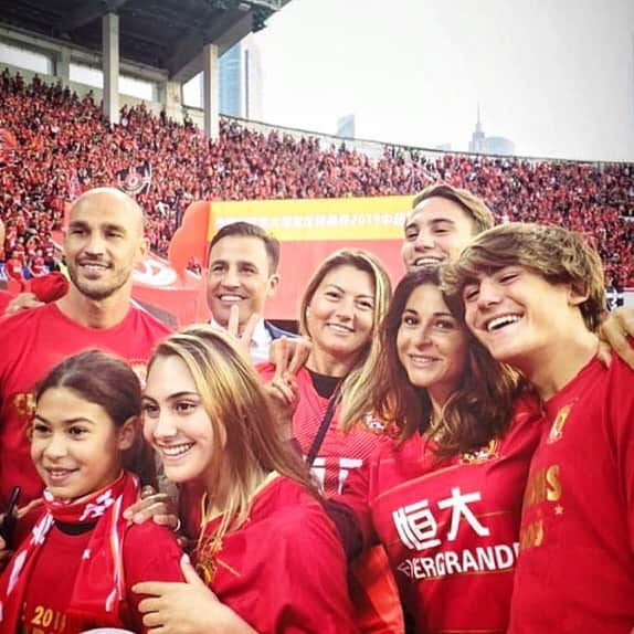 ファビオ・カンナヴァーロさんのインスタグラム写真 - (ファビオ・カンナヴァーロInstagram)「Photogallery 📷 Champion of 2019 CSL 🏆 Guangzhou Evergrande vs Shanghai Shenhua 3-0 #guangzhou #evergrande #shanghai #shenhua #china #CSL #2019 #CSL2019 #superleague  #nevergiveup (staff)」12月2日 4時27分 - fabiocannavaroofficial