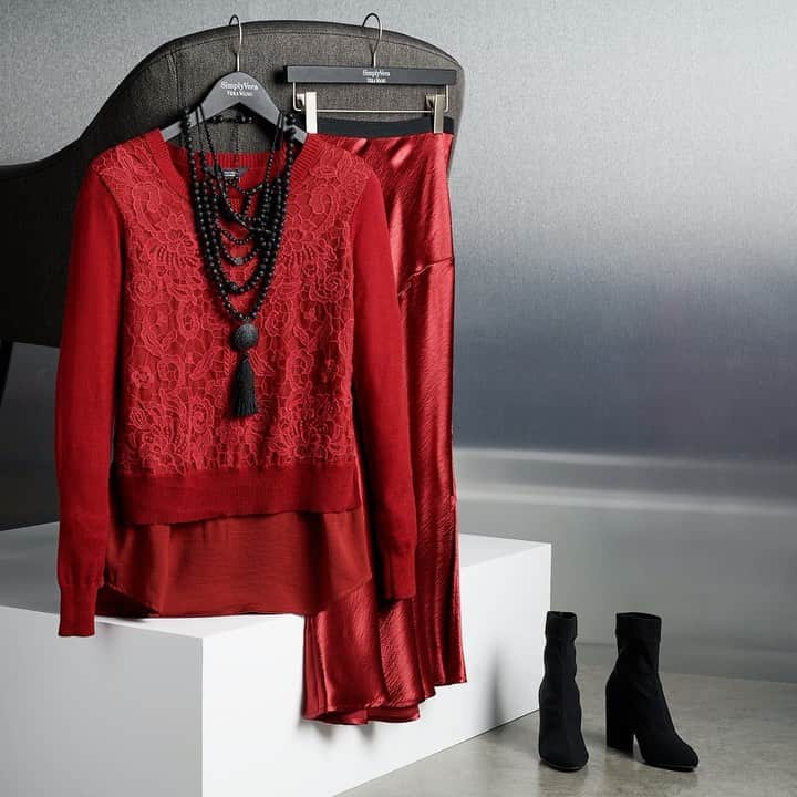 ロック&リパブリックのインスタグラム：「Paint the town red in Simply Vera Vera Wang. 😍#Kohls #SimplyVera」