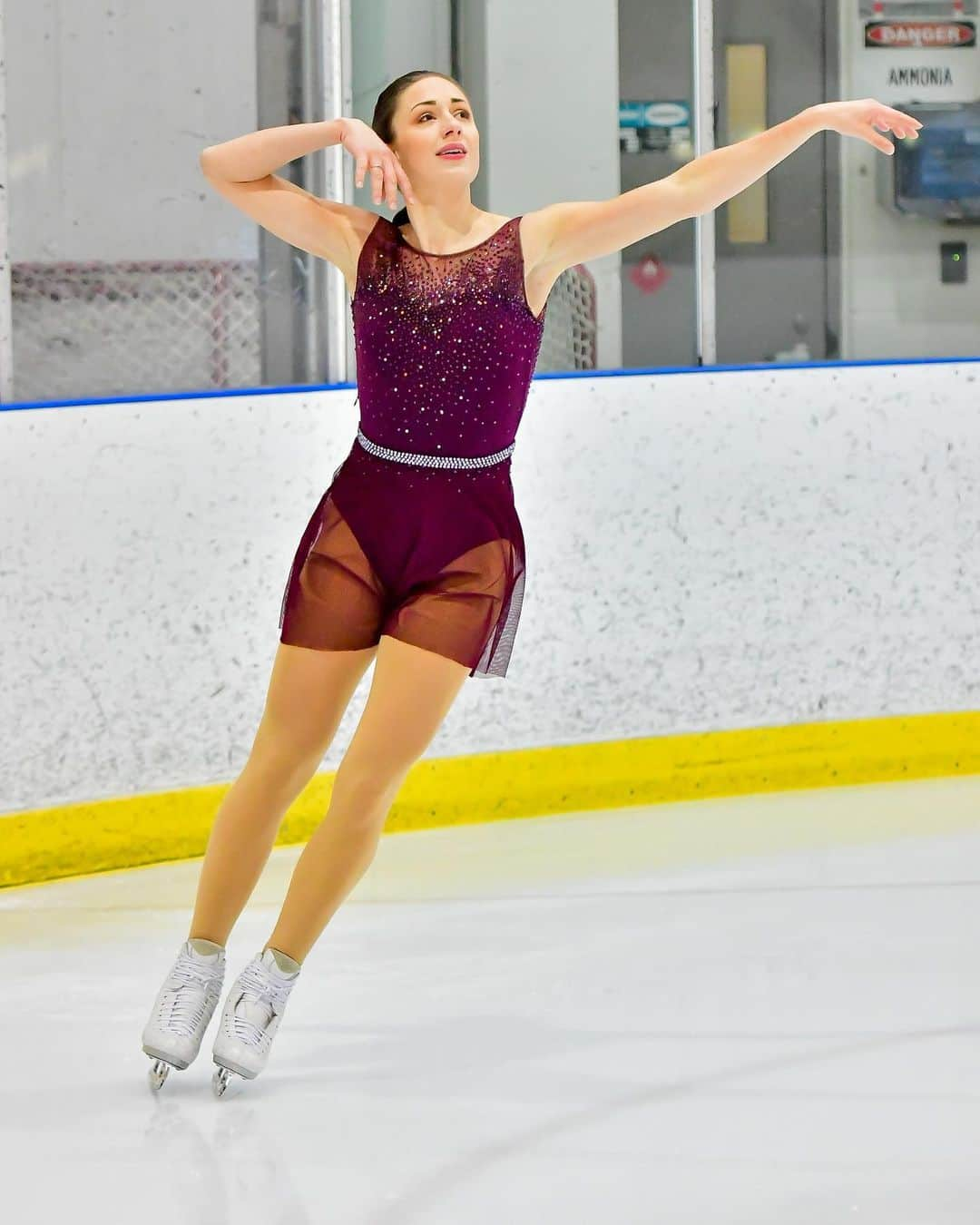 Skate Canadaさんのインスタグラム写真 - (Skate CanadaInstagram)「Senior women final results / Résultats finaux des femmes senior: 🥇Madeline Schizas (ON) 157.00 🥈Aurora Cotop (ON) 152.94 🥉Michelle Long (ON) 150.20  #Challenge20 #Défi20 #CreatingHistory #CréerlHistoire 📷 @danielleearlphotography」12月2日 7時56分 - skate_canada