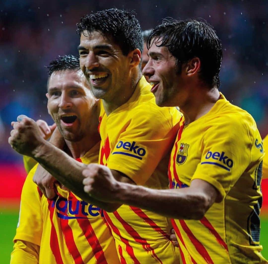 セルジ・ロベルトのインスタグラム：「Vamos !!!!! 3 punts cap a Barcelona! ✅  FORÇA BARÇA 🔵🔴」