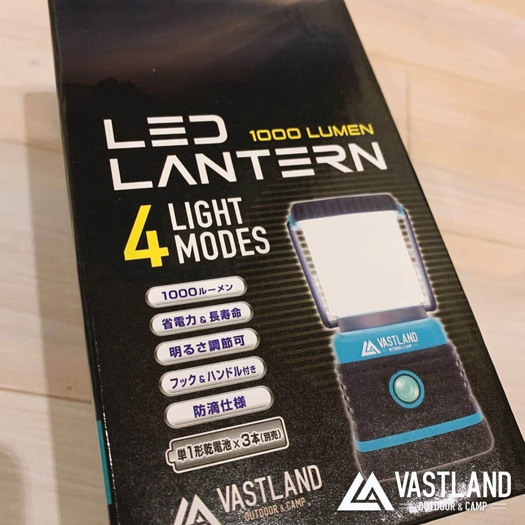 VASTLANDさんのインスタグラム写真 - (VASTLANDInstagram)「【VASTLAND×REPOST】 . .. メインランタンとしても使えるLEDランタン💡✨ . デザインもクールでしょ？😗♪ . 電池式なので防災の備えとしてもオススメです✍️ . .. Photo by  @maruyama0704 様 投稿ありがとうございます🌈 . .. VASTLAND公式アカウントでのリポスト希望の方は【#VASTLANDリポート】を付けてVASTLAND製品をご投稿ください！ . .. ・掲載ギア・ #ledランタン . .. ▲▽掲載ギアはプロフィールのリンク（ @vastland.jp )もしくは、画像をタップしてチェック！▽▲ . .. ※コメントやDMに返信できない場合がございますので、製品やサポートに関するお問い合わせは、弊社問い合わせフォームからよろしくお願いします。 . .. #VASTLAND #ヴァストランド #キャンプ #camp #キャンプ好きな人と繋がりたい #キャンプギア #キャンプ道具 #キャンプ用品 #キャンプ場 #ソロキャンプ #デイキャンプ #ファミリーキャンプ #ファミキャン #グルキャン #ソロキャン #キャンプ女子 #キャンプ初心者 #キャンパー #アウトドア #outdoor #グランピング #オートキャンプ #キャンプ好き #キャンプしたい #🏕 #⛺ #ベランピング #ランタン」12月2日 12時12分 - vastland.jp