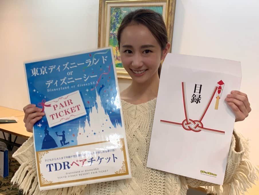 筒井萌子さんのインスタグラム写真 - (筒井萌子Instagram)「* ずっと楽しみにしていたAHO杯⛳️ スコア93でベストスコア更新しました◡̈⋆ 去年はまだゴルフを始めたばかりで初コンペだった為 知り合いもいなくて心細かった😅 今年は知り合いがた〜くさんいて 1年間でこんなにも素敵な人達と出会えてたんだって 一人感動しちゃってた✨ 繋げてくれた方々に感謝感謝です*•.❥◡̈*.。 ・ 今回お友達を2人誘って初ラウンドだったけど 楽しかったみたいで凄く嬉しかった✨ また来年は80台目指して練習がんばろっと💕 ありがとうございました😊 ・ #筒井萌子 #女優 #actress #モデル #model #岡山  #shooting #instagood #instalike #converse #撮影 #followme #instalike #ゴルフ #ゴルフ女子 #ゴルフコーデ #골프 #좋아요반사 #좋아요그램 #좋아요환영 #데일리그램 #패션 #오오티디 #카페 #Tiffany #tiffany #tiffanyandconecklace」12月2日 13時08分 - tsutsui.moeko.o