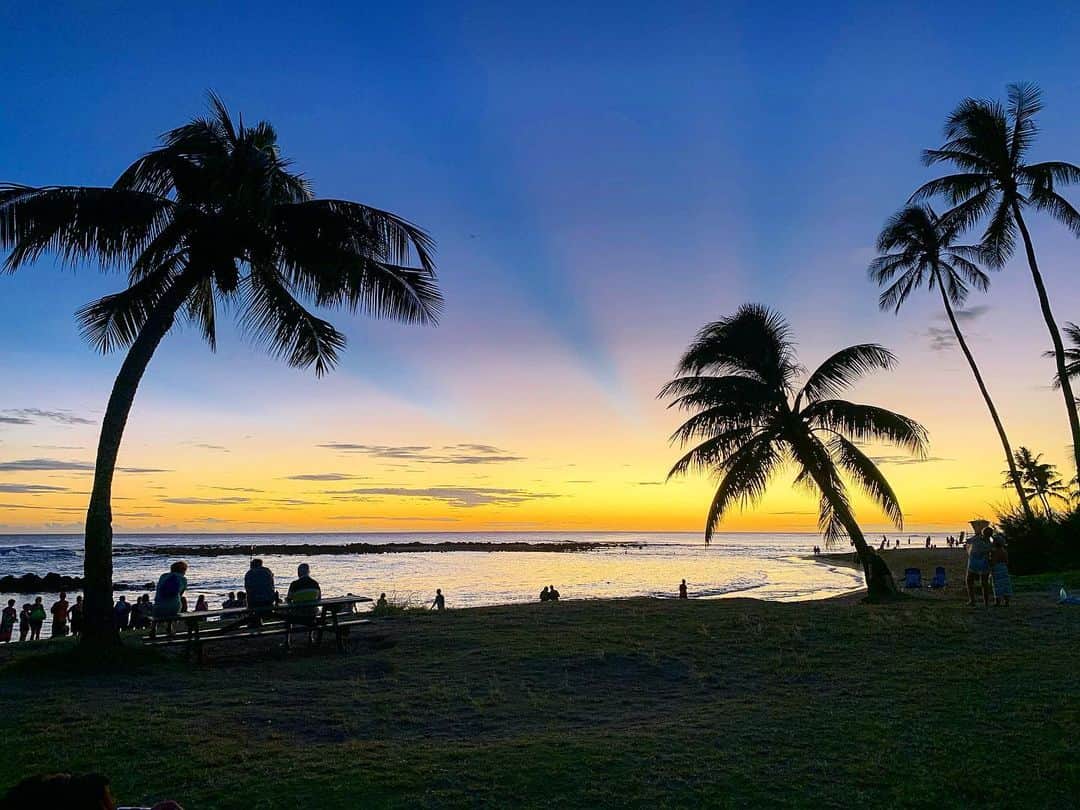 あっくんのインスタグラム：「嘘みたいな景色だった #hawaii #ハワイ  #カウアイ島　#kauai  #kauaiisland」