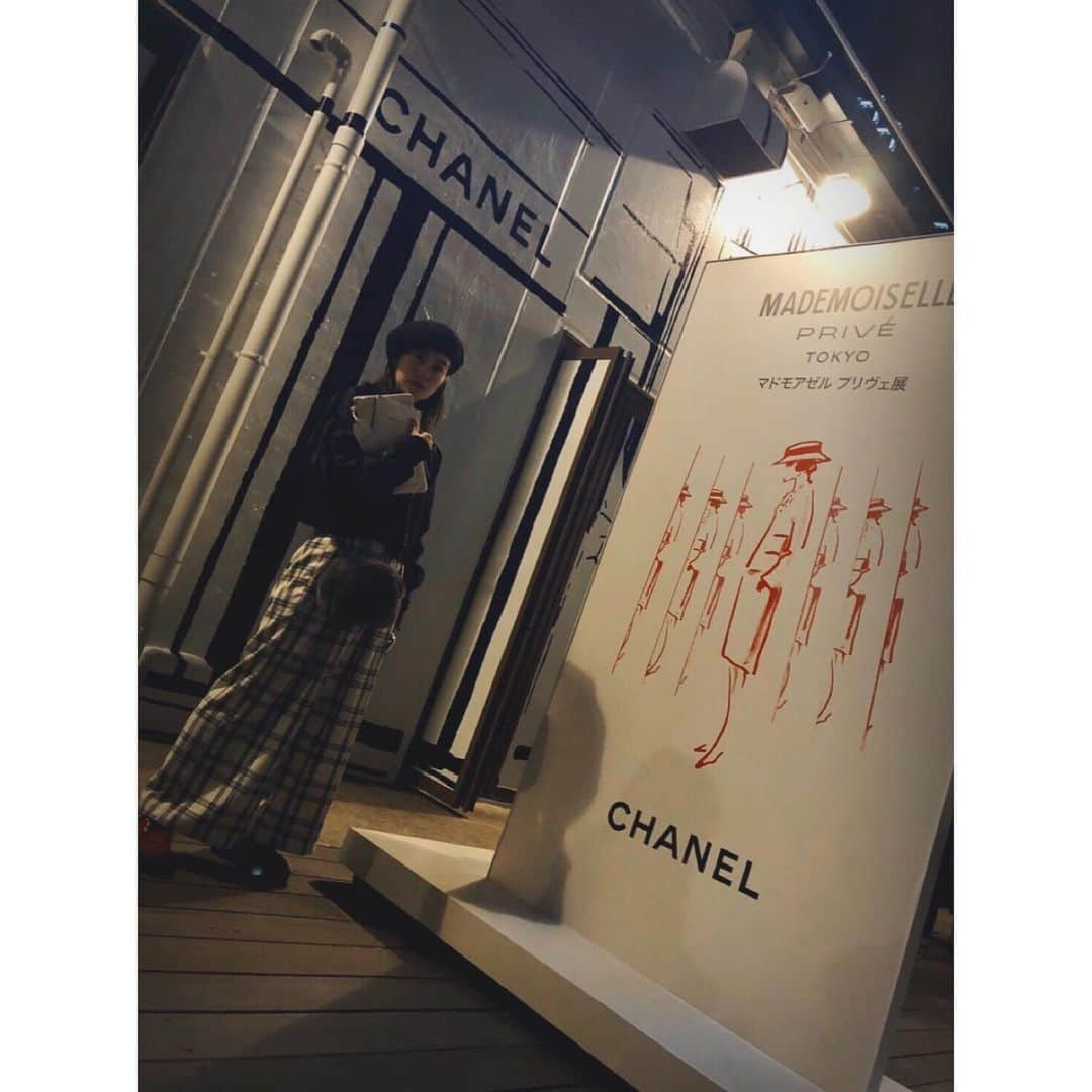 松山メアリさんのインスタグラム写真 - (松山メアリInstagram)「だいすきな美しい時間だった✨  #chanel #mademoiselleprive  #マドモアゼルプリヴェ展」12月2日 13時54分 - marymatsuyama_official