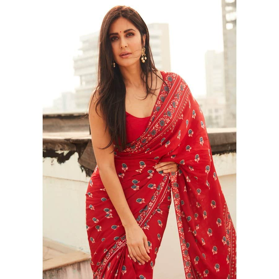 カトリーナ・カイフさんのインスタグラム写真 - (カトリーナ・カイフInstagram)「🌺」12月2日 13時50分 - katrinakaif