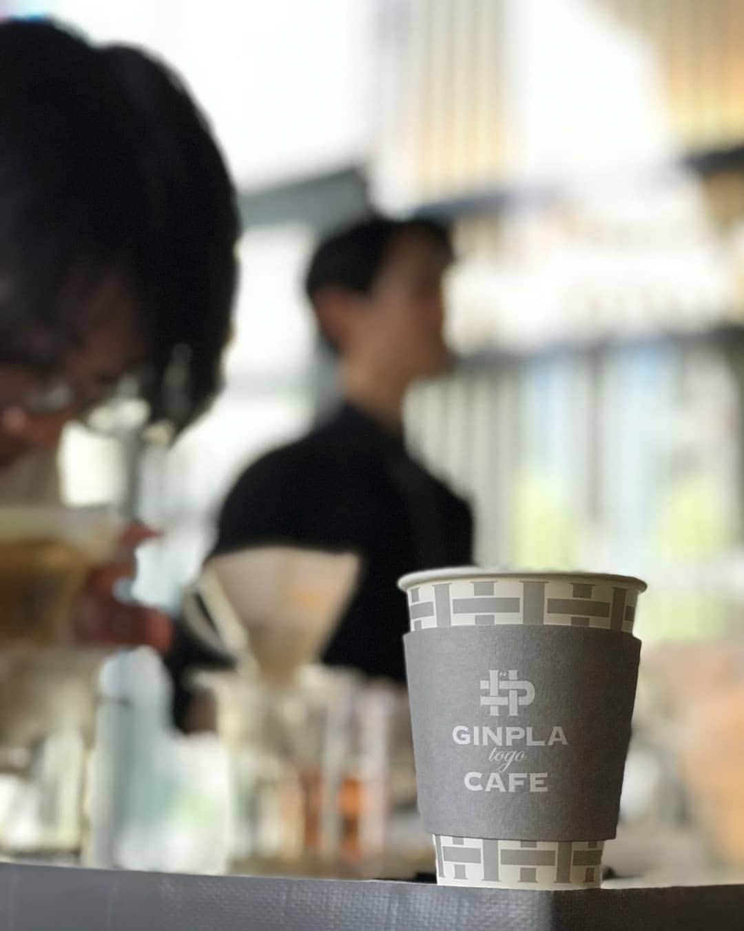 TokyuPlazaGinzaofficialさんのインスタグラム写真 - (TokyuPlazaGinzaofficialInstagram)「毎月第１土曜日の朝は”GINPLA to GO CAFÉ”東急プラザ銀座は、銀座のお買い物の”始まりの場所“になります。 12月は今週7日11:30より、1Fエレベーターホールにて109杯限定無料で温かいコーヒーをお配りします。 ※予告なく日時等変更となることがございます。 ※なくなり次第終了となります。 #tokyuplazaginza#東急プラザ銀座#銀座#数寄屋橋交差点#ginzatokyo#ギンプラ#coffeebargallage#ガレッジ#コーヒーとジャズとハードリカーのお店#東中野#コーヒー#coffee」12月2日 14時50分 - tokyuplazaginzaofficial