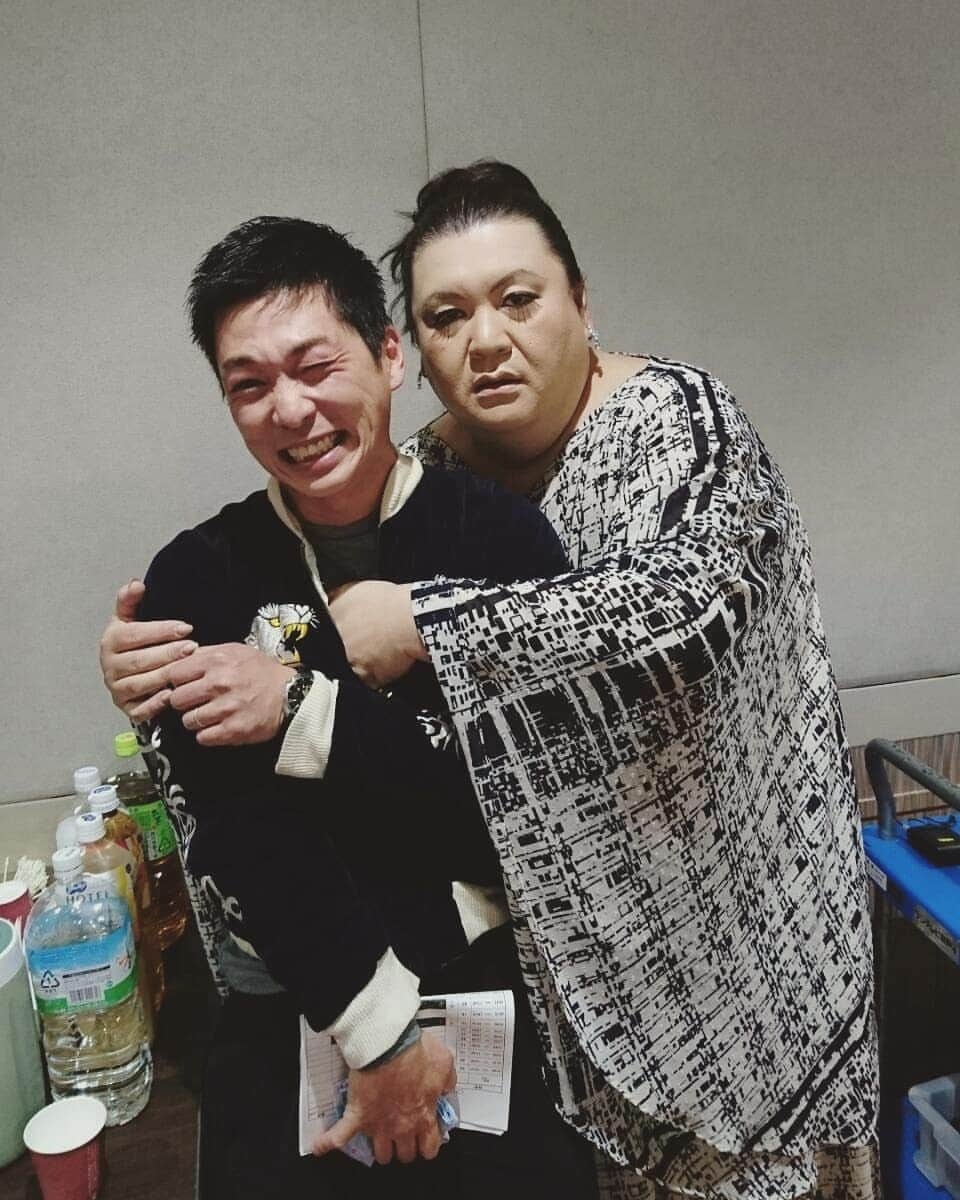 世田谷ベースさんのインスタグラム写真 - (世田谷ベースInstagram)「マツコさんとツーショット  尊敬できる素敵な方です🙇  #マツコ・デラックス#bicycle#総務雄一郎#世田谷ベース#インテリアデザイン#ハンドメイド#handmade#アメリカ#カリフォルニアスタイル#アメ車#vintage#アメリカ雑貨#雑貨#garaelife#garaehouse#garae#ガレージハウス#ガレージ#toys#reddykilowatt#vintagebicycle#cooljapan#昭和レトロ#スーパーカー自転車#フラッシャー自転車#マツコデラックス  さん」12月2日 15時02分 - soumu_yuichiro