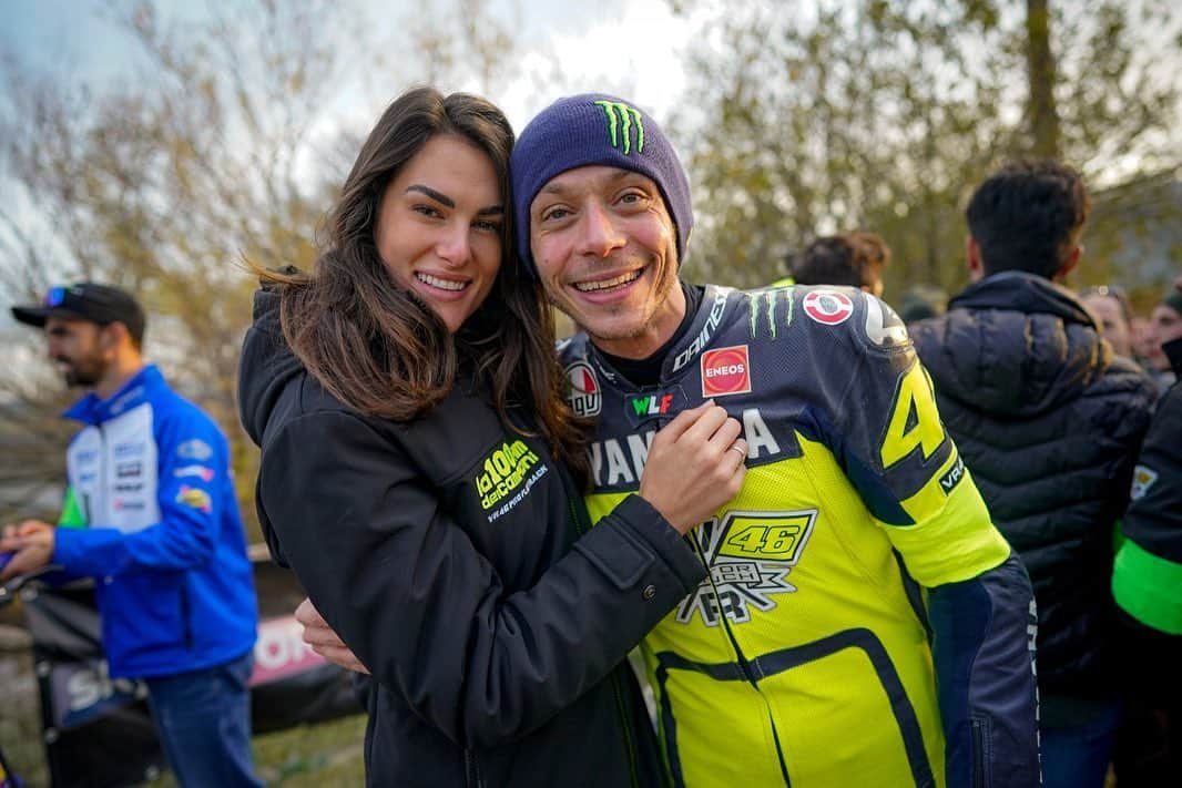 バレンティーノ・ロッシさんのインスタグラム写真 - (バレンティーノ・ロッシInstagram)「100 km dei Campioni 2019 Sunday,Endurance Race 📸 @falex79 @camilss @gambutiphoto #100kmdeicampioni」12月3日 1時52分 - valeyellow46