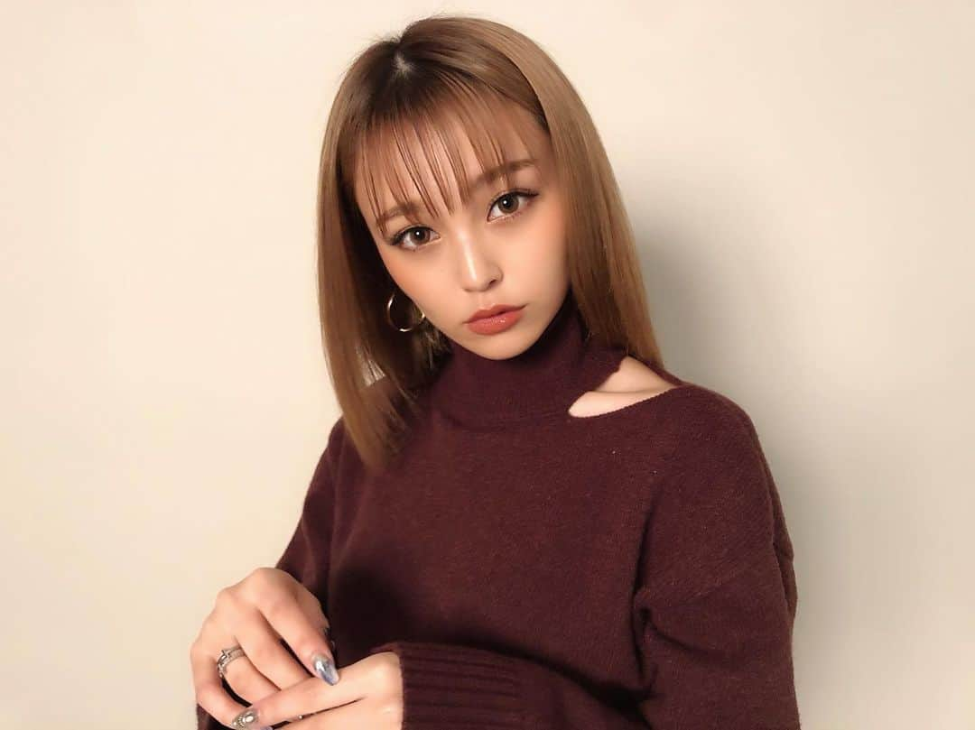 土屋怜菜（れいぽよ）さんのインスタグラム写真 - (土屋怜菜（れいぽよ）Instagram)「ニットの季節〜ちょいあきかわ💭💕」12月2日 17時17分 - reipoyo_0411