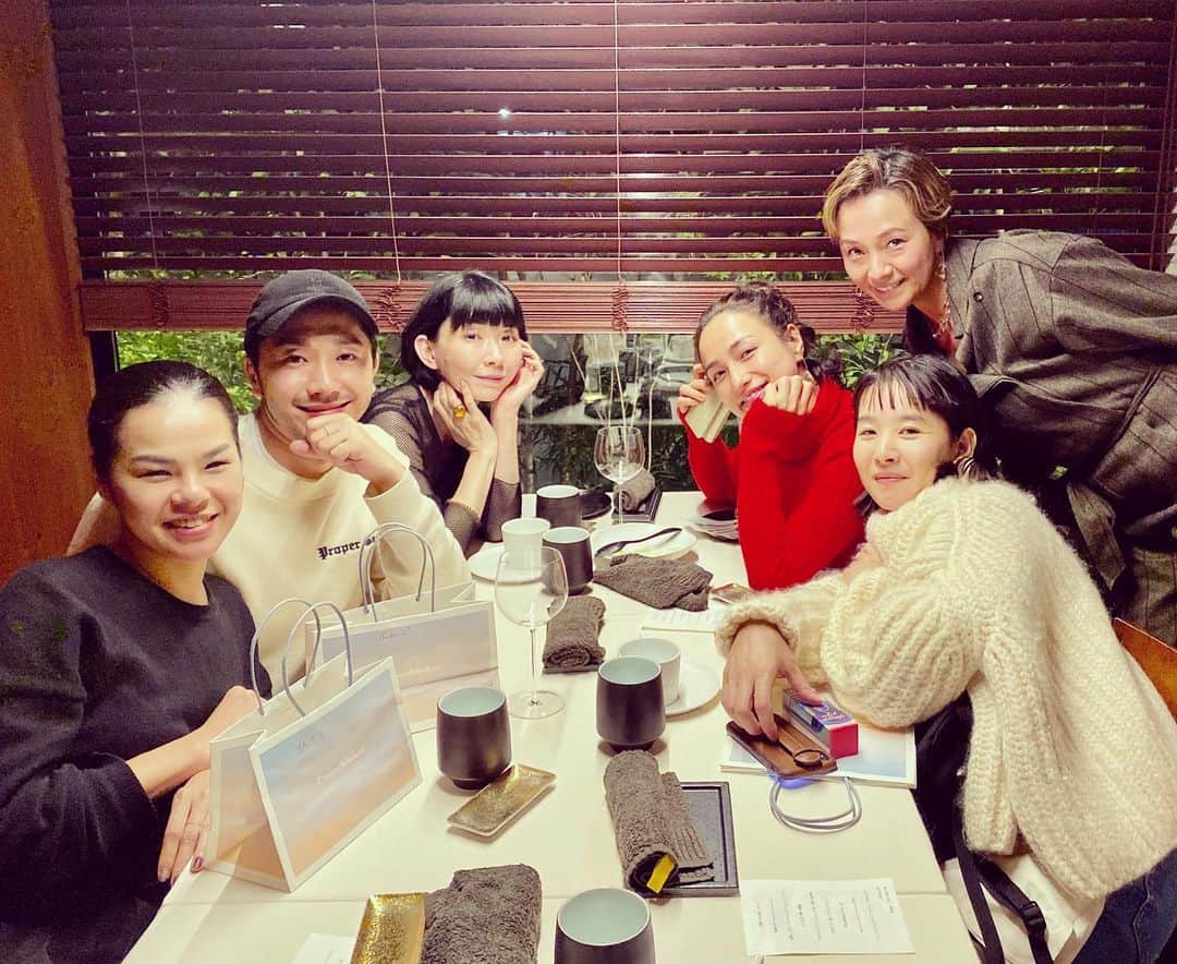 のインスタグラム：「バドミントン部結成㊗️ 全国ツアーするとかしないとか…w #バドミントン部 #全国ツアー  #出来るといいね」