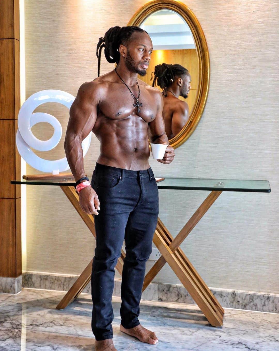 Ulissesworldさんのインスタグラム写真 - (UlissesworldInstagram)「Good Morning ☕️ @fashionnovamen 👖 AD. #fashionnovamen #ulissesworld  _ _ STOP ⛔ @fashionnovamen is having the BIGGEST SALE OF THE YEAR! Use Code “CYBER90” to receive up to 90% off your @FashionNovamen purchase! www.FashionNova.com」12月2日 18時53分 - ulissesworld