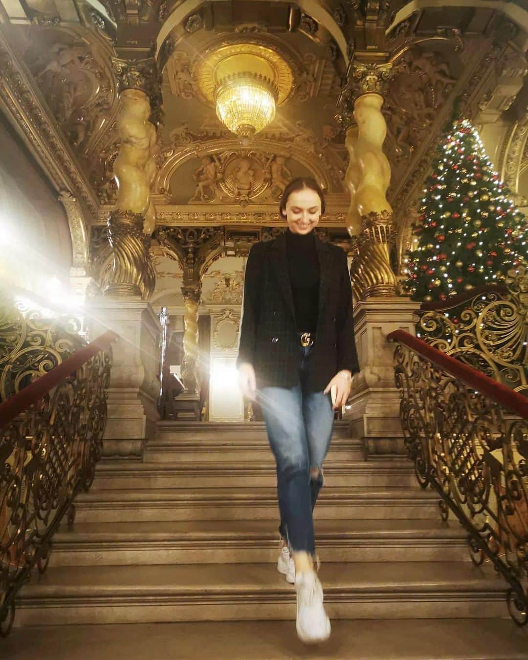 マリナ・デュランダのインスタグラム：「It’s the most wonderful time of the year ✨」