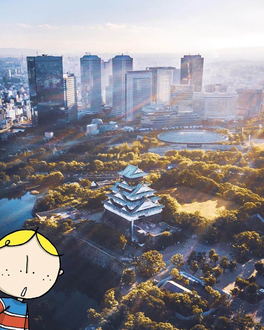 Osaka Bob（大阪観光局公式キャラクター）さんのインスタグラム写真 - (Osaka Bob（大阪観光局公式キャラクター）Instagram)「Osaka Castle looks so cool from above! You can easily see how you can enjoy the vast Osaka Castle Park all day long!  大阪城は上から見てもかっこいい😆 広大な大阪城公園は、一日中楽しめるよ！ ————————————————————— #maido #withOsakaBob #OsakaBob #osakatrip #japan #nihon #OSAKA #OsakaJapan #大坂 #오사카 #大阪 #Оsака #Осака #โอซาก้า  #osakajo #大阪城」12月2日 21時58分 - maido_osaka_bob
