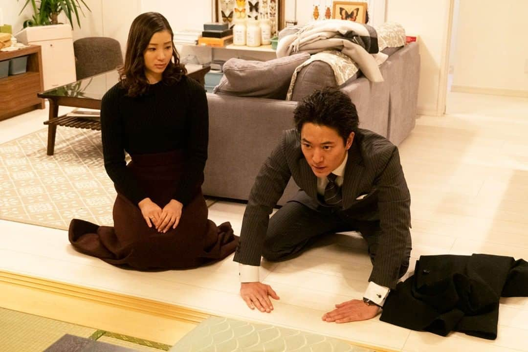 フジテレビ ドラマ「僕はまだ君を愛さないことができる」さんのインスタグラム写真 - (フジテレビ ドラマ「僕はまだ君を愛さないことができる」Instagram)「👠 もうすぐ「#僕まだ」放送👠 本日のフジテレビでの放送は26：35からスタートです😁  今夜は＃15「僕はまだ君を愛さないことができる」 深い時間ですがリアタイの方も録画の方もお見逃しなく♪  #僕はまだ君を愛さないことができる #足立梨花 #白洲迅 #浅香航大 #FODプレミアムでは最終話まで配信中」12月2日 22時20分 - bokumada_official