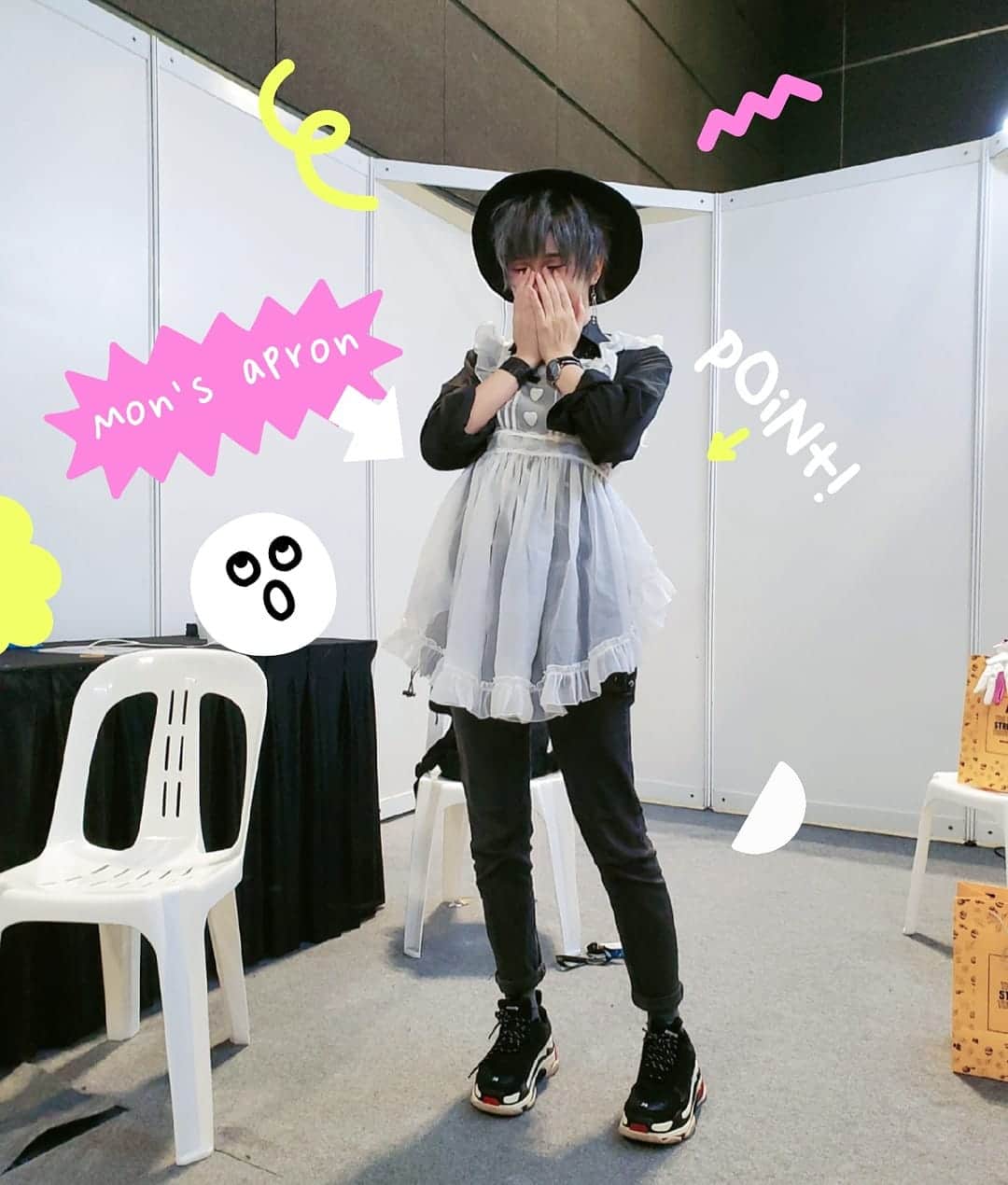 ひかりんのインスタグラム：「@monpink0121 PUT ME IN HER APRON ! ❤️ 男友围裙 🤣 thank you so much for coming to AFA ! I had overwhelming support from you guys , I'll make a special post about it soon !  #afa #afa2019」