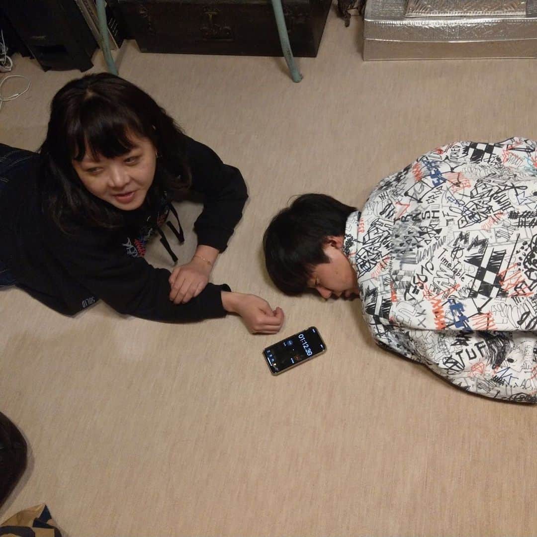村本大輔さんのインスタグラム写真 - (村本大輔Instagram)「たまたま服かぶったり、仲良しだったのに。。」12月2日 23時57分 - muramotodaisuke1125
