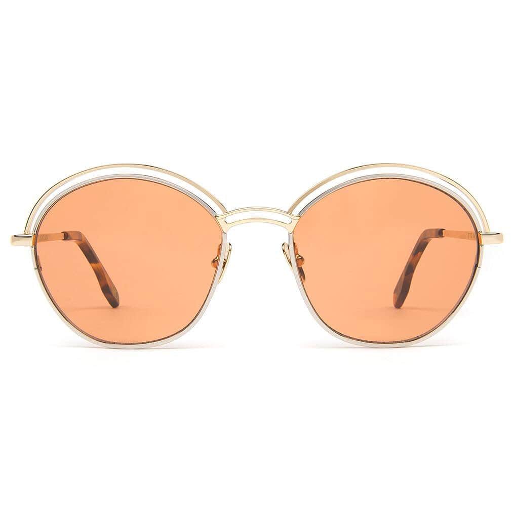 Meganさんのインスタグラム写真 - (MeganInstagram)「Zanzan TITA sunglasses #サングラス #선글라스 #lunettes #occhiali #sunglasses #eyewear #handmadeinitaly #slowfashion #buybetterbuyless #zanzaneyewear photo @honeynsilk」12月3日 0時15分 - zanzan_domus