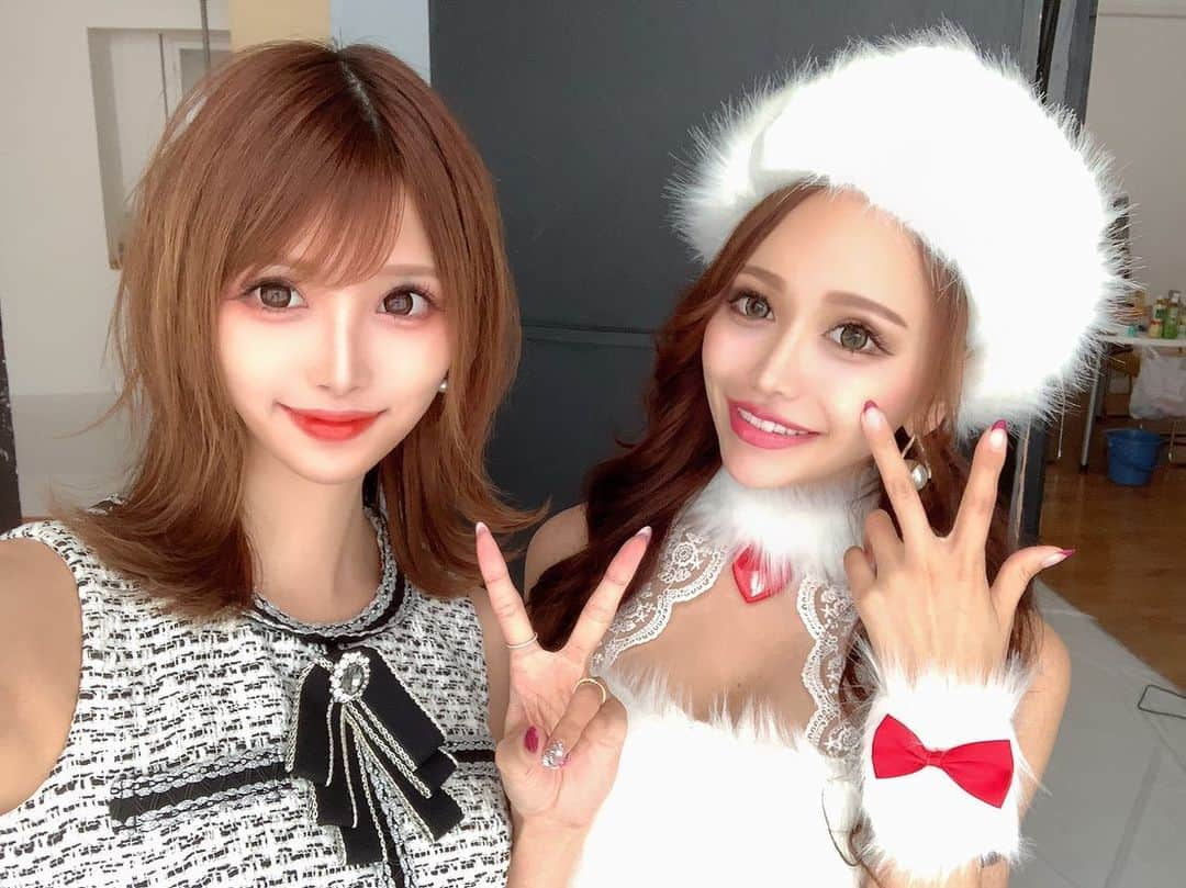 桜咲乃愛さんのインスタグラム写真 - (桜咲乃愛Instagram)「ボーテの撮影にて🥰💕 ゆみちゃんとー(*´꒳`*)❥❥ いつも一緒😆😆😆♥️♥️♥️ #撮影#モデル#メゾンドボーテ撮影 #メゾンドボーテ専属モデル #ドレス撮影#コスプレ撮影」12月3日 10時42分 - noasama1101