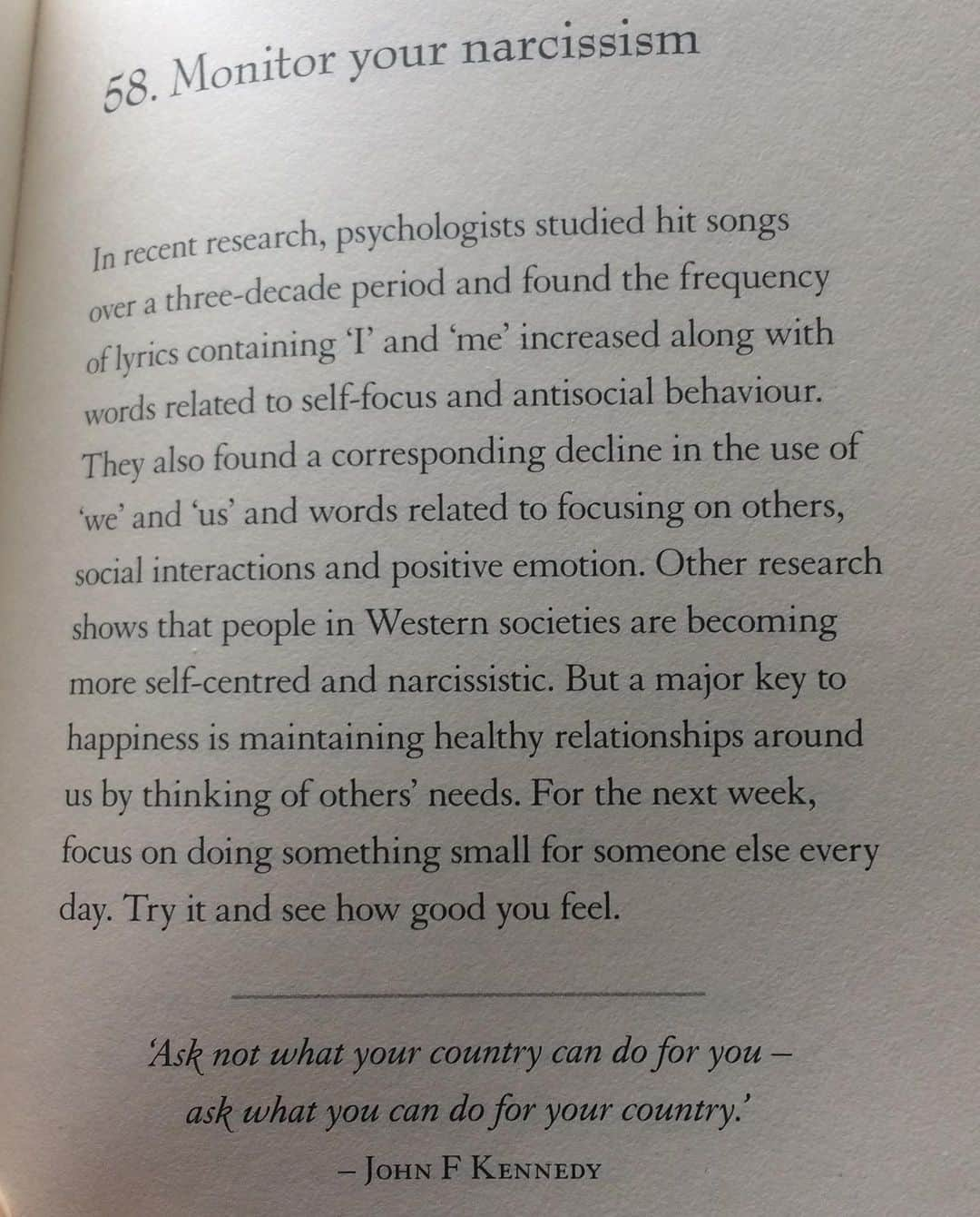 ラリー・ギリアード・Jrさんのインスタグラム写真 - (ラリー・ギリアード・JrInstagram)「“GET HAPPY”! Individuals are collectively moving toward an “I” mentality and away from a “WE” mentality. Not understanding, or maybe not caring, that a “WE” mentality is what moves us closer to love, peace and happiness! Who’s down to reverse this trend with me? Here’s the plan. (a.)- Do something productive and good with or for someone today. (b.)- Repeat A. (c.)- Repeat B. Today do “a”. Tomorrow do “b”. Next day do “c”. etc. ❤️」12月3日 2時46分 - thereallgjr