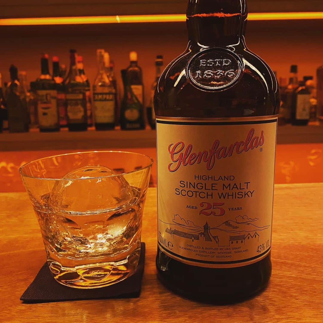 三浦祐太朗さんのインスタグラム写真 - (三浦祐太朗Instagram)「#glenfarclas #kilchoman #whiskeys  #whiskey  #🥃 #備忘録」12月3日 2時48分 - yutaro_3ura