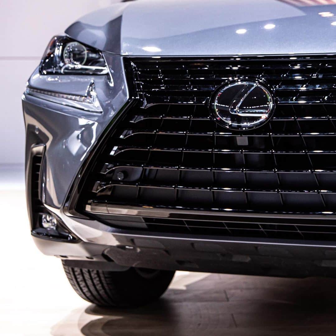 Lexus USAさんのインスタグラム写真 - (Lexus USAInstagram)「With a limited run of 2,000 crossovers, the 2020 #LexusNX 300 Black Line Special Edition builds on the Premium Package with exclusive 18-inch bronze-finished wheels accented by color key over fenders and a signature black grille that is framed by a black surround and black fog lamp housing along with black exterior mirrors. Inside the NX 300 Black Line Special Edition, the bronze theme continues with exclusive ornamentation and exclusive bronze stitching on the seats, center console, door trim, floor mats and key gloves. Guests will also notice signature elements of the Black Line series, including the black headliner and additional enhanced features like the heated and ventilated front seats, a heated steering wheel, and Lexus Memory System for added comfort. What's your favorite feature?」12月3日 6時34分 - lexususa