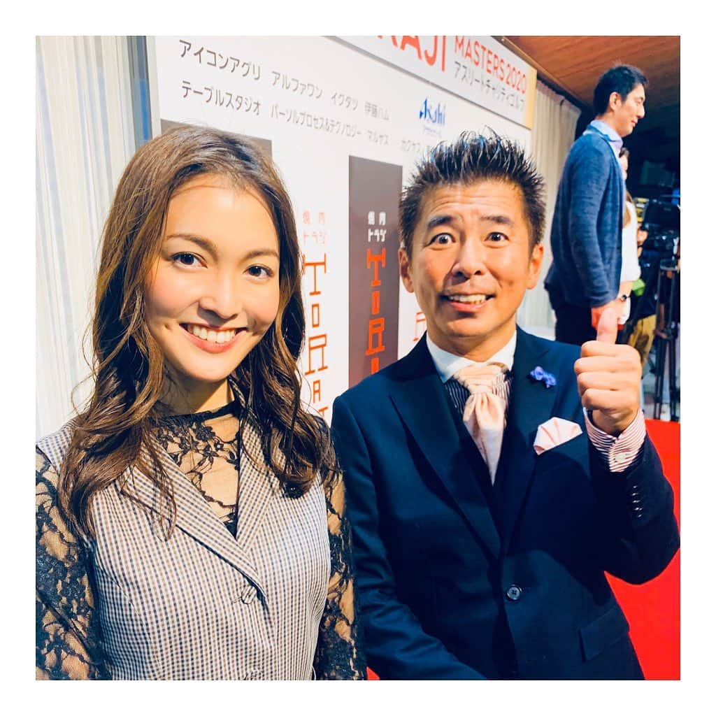 福田典子さんのインスタグラム写真 - (福田典子Instagram)「昨日は、 #勝俣州和 さんとアスリートチャリティゴルフのトラジマスターズ2020表彰式司会でした⛳️ ㅤㅤㅤㅤㅤㅤㅤㅤㅤㅤㅤㅤㅤ とても豪華で楽しい会！SPORTSウォッチャーのあの方も…♡ ㅤㅤㅤㅤㅤㅤㅤㅤㅤㅤㅤㅤㅤ 放送予定は💁‍♀️ 📺テレビ東京 2020年1月5日午後4時 📺BSテレ東 2020年1月12日午後4時 ㅤㅤㅤㅤㅤㅤㅤㅤㅤㅤㅤㅤㅤ 私たちも #ONETEAM  でパラスポーツを応援していきます🔥 ㅤㅤㅤㅤㅤㅤㅤㅤㅤㅤㅤㅤㅤ #トラジマスターズ #トラジマスターズ２０２０  #トラジ #チャリティゴルフ #パラスポーツ #パラアスリート #ゴルフ #ゴルフコンペ ㅤㅤㅤㅤㅤㅤㅤㅤㅤㅤㅤㅤㅤ 茂原駅へ行く途中、鎌取駅で顎を怪我したことを思い出しました…！あの時も大雨が降ったゴルフ中継の時でした…雨の日の駅前は要注意です🥺🥺🥺」12月3日 7時15分 - norikofukuda212