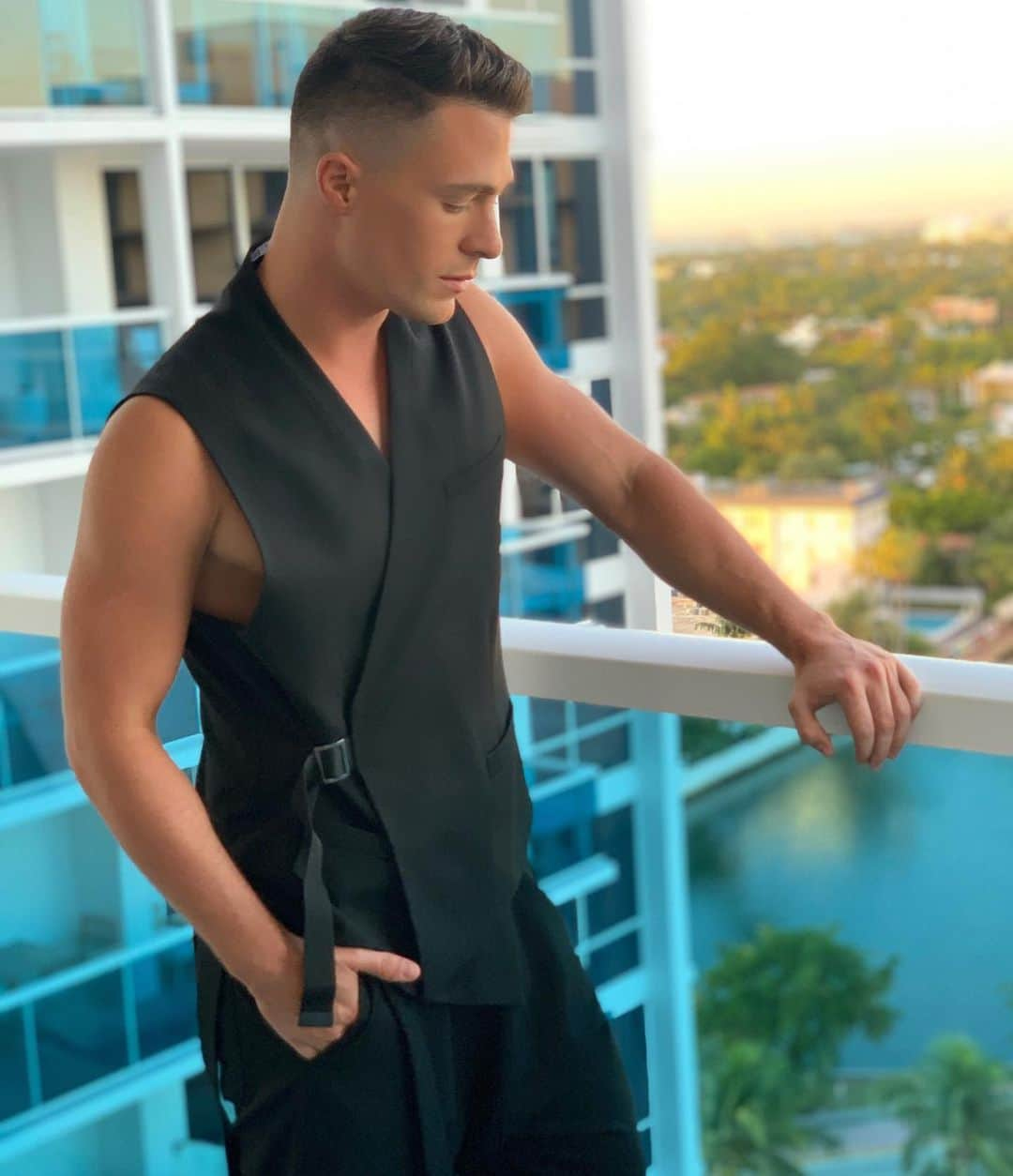 コルトン・ヘインズさんのインスタグラム写真 - (コルトン・ヘインズInstagram)「@Dior Dinner x @mrkimjones x Miami」12月3日 7時56分 - coltonlhaynes