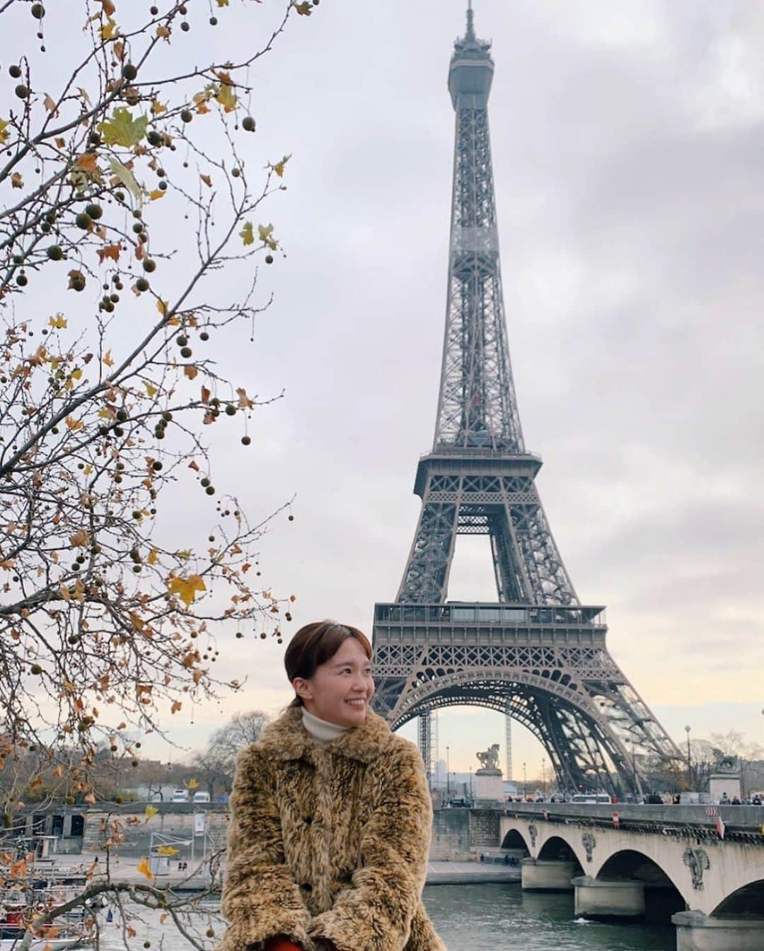 柴田紗希さんのインスタグラム写真 - (柴田紗希Instagram)「in paris...🇫🇷 27歳最後にここに来れたことは 何か意味がある気がしました 心がとても幸せです。 旅のしめくくり」12月3日 8時31分 - shibasaaki