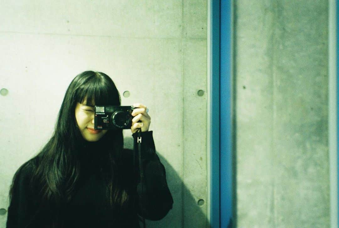 北澤舞悠（まゆちる）のインスタグラム：「new📷 撮るの難しくて顔に力入ってしまった」