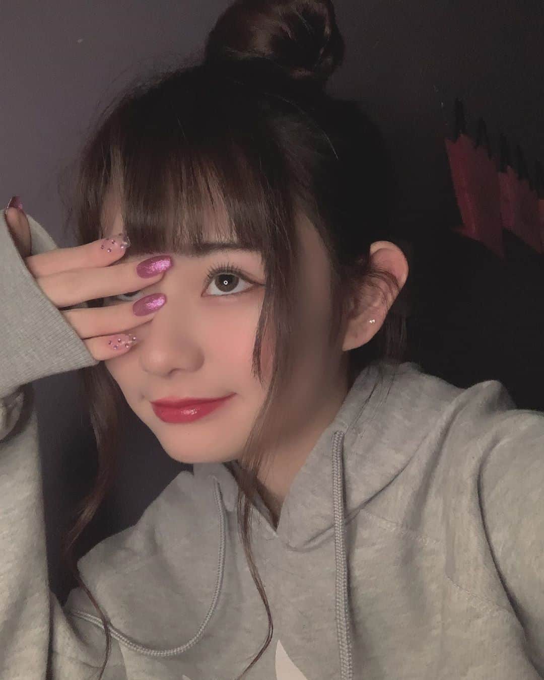 かれんのインスタグラム：「おだんご‪︎‬ ‪︎☺︎ ネイルチップ自作なの〜‪︎❤︎‪︎」