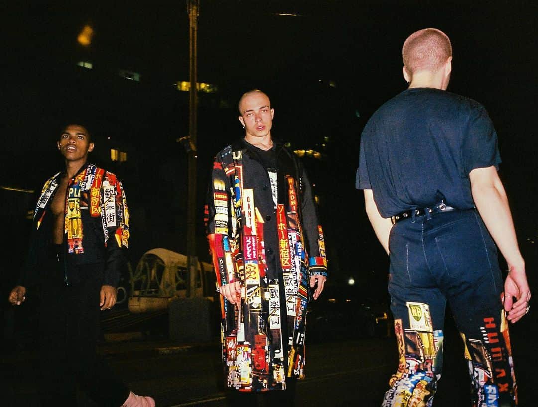 のインスタグラム：「“Shinjuku - Soho” through the creative lens of Ino Barrel.  Discover more at NeilBarrett.com  Special thanks to: Art Direction @innobv, @meltdowndotcom Cast @brhanoisacc, @vovv__, @shimmichoo Filmography @meltdowndotcom, @r604m.studio  Music @liavbentolila Photography @meltdowndotcom, @danielbenshimon  #NeilBarrett #Shinjuku #FW19Collection」