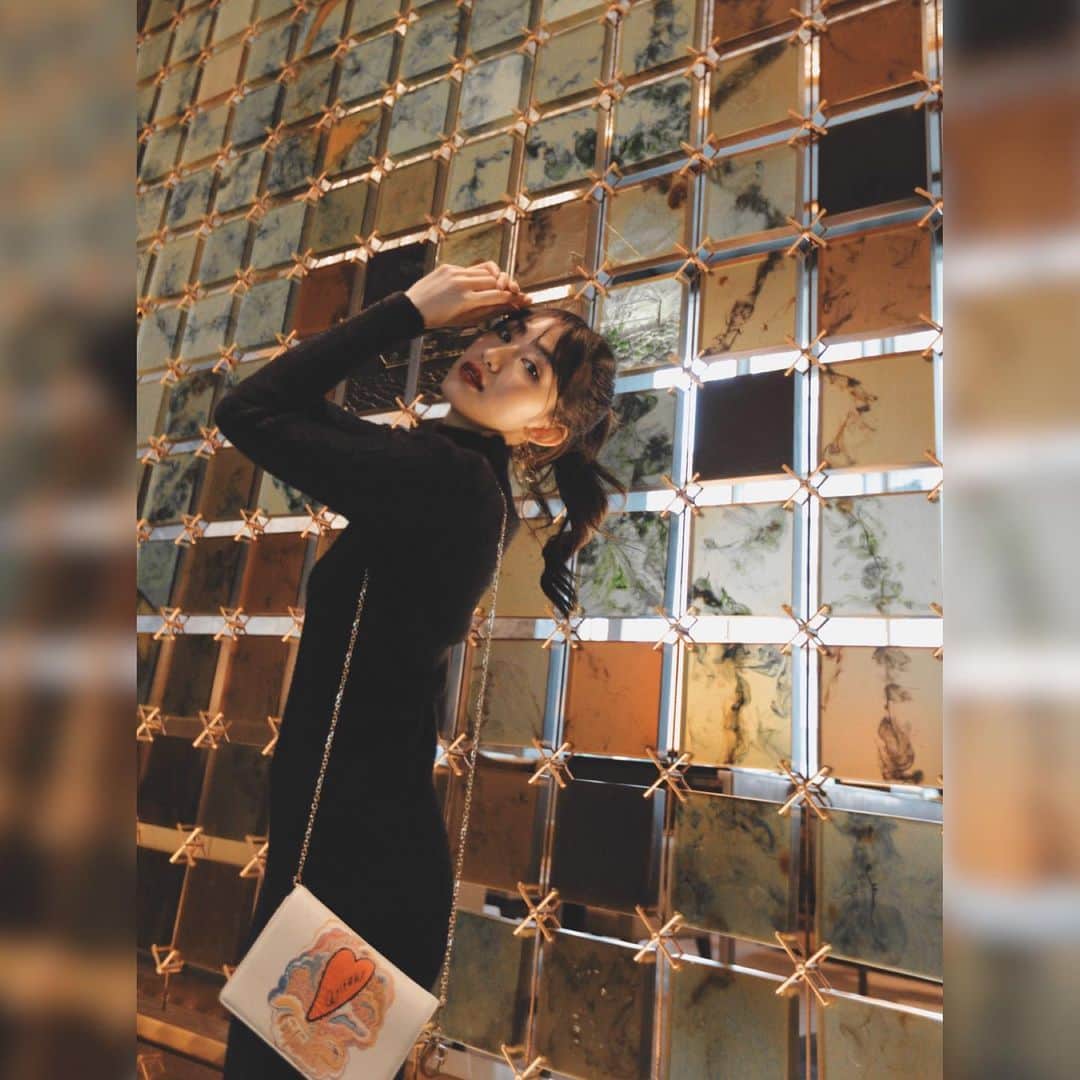 黒田瑞貴のインスタグラム：「#dior ❤️ #valmuer 💛 #ootdfashion #fashion #instafashion #japanesegirl」