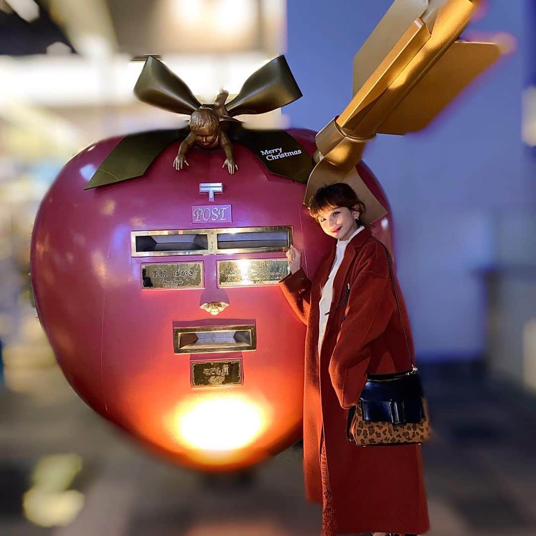 高田あゆみさんのインスタグラム写真 - (高田あゆみInstagram)「❤️👼#エンジェルポスト #クリスマス仕様#博多 #福岡#angelpost #xmas#japan#post#followｍe#instagram」12月3日 12時12分 - ayumitakada1020