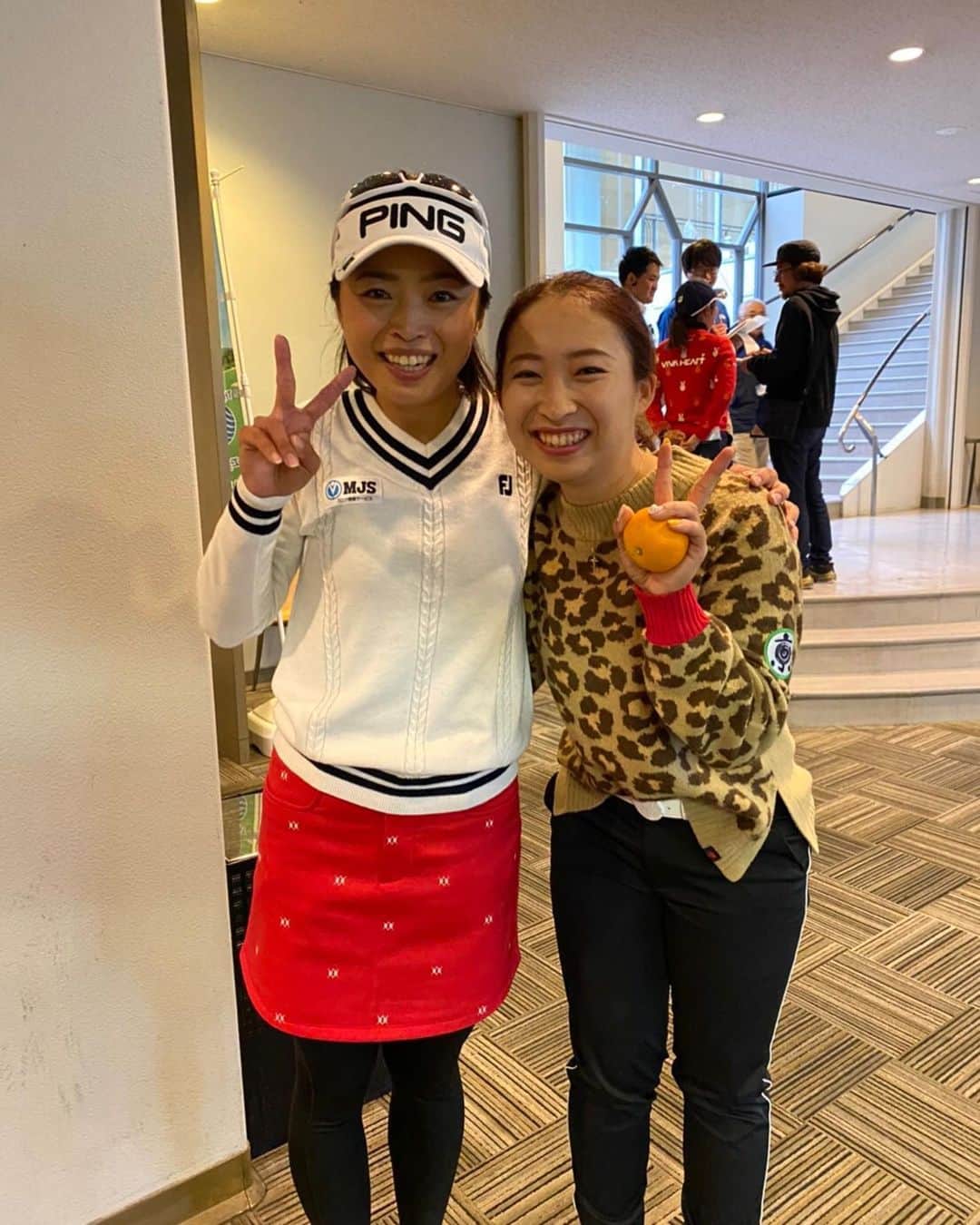 一ノ瀬優希のインスタグラム：「私が今年着させて頂いたウエア達😊  今年はFootjoyさんにお世話になりました‼️ Footjoyといえばゴルフシューズですよねー！ っでも、ゴルフウエアも充実してます😊  可愛さの中にかっこよさあり！ かっこよさの中に可愛さあり！  ゴルフメーカーのウエアなだけあって、動きやすさ抜群です😙  ぜひメンズもレディースもあるので、おそろいコーデもあり😘プレゼントもあり😘  #footjoy」