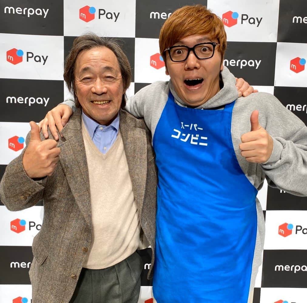 HIKAKINのインスタグラム：「メルペイのテレビCMでまさかの武田鉄矢さん×ヒカキンでコラボしました😎🎉それも先生と生徒役で感激でした😂✨CMはこれから3種類流れるのでお楽しみに！  #メルペイ」