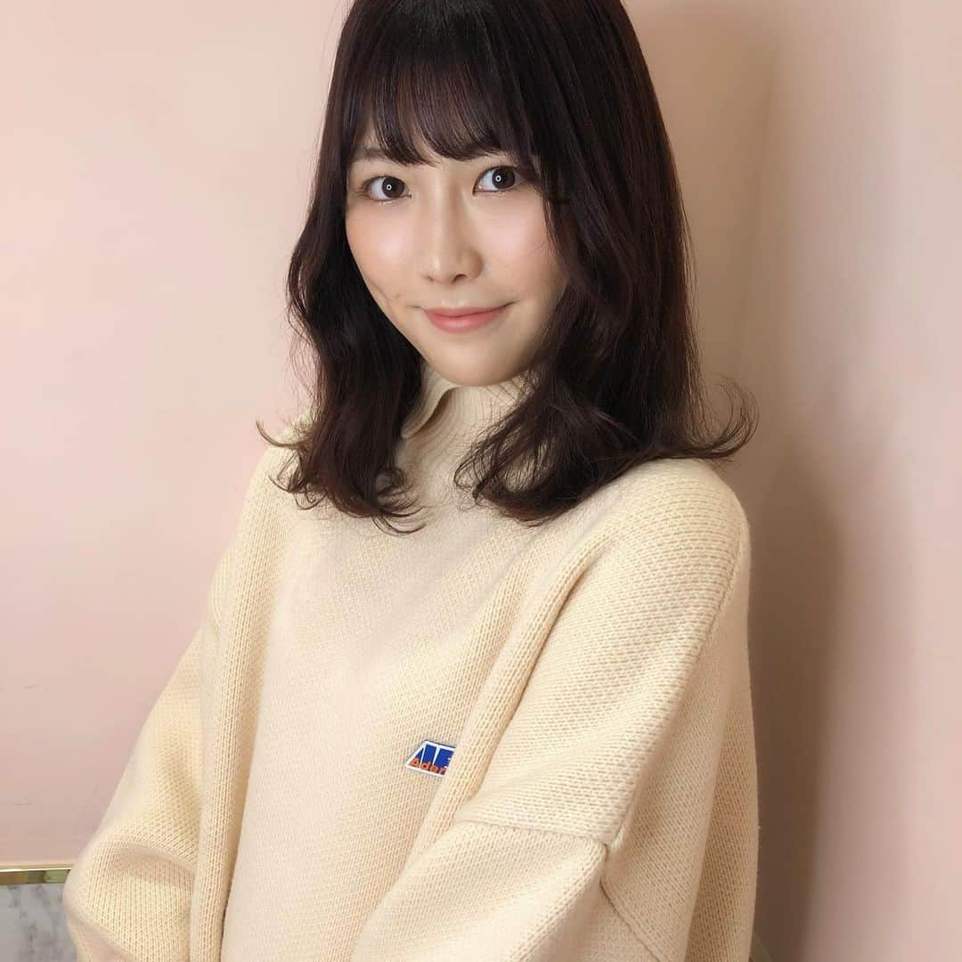 横島亜衿さんのインスタグラム写真 - (横島亜衿Instagram)「. 💇‍♀️ . 髪色も長さもとーーってもお気に入りです♡ . . @miho__motoyama  #shima #shimaginza」12月3日 13時53分 - _aeri_yokoshima