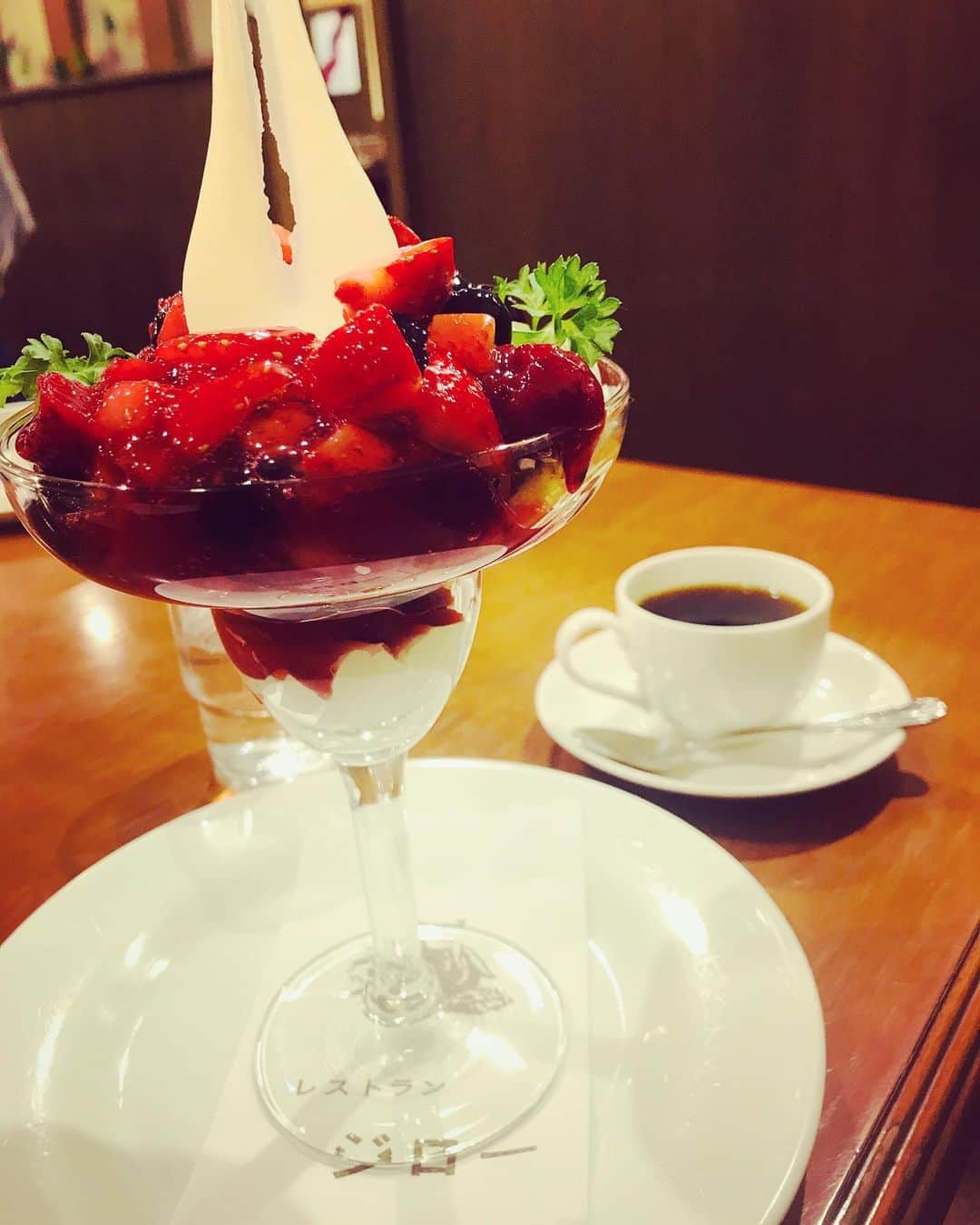 美川憲二のグルメインスタ