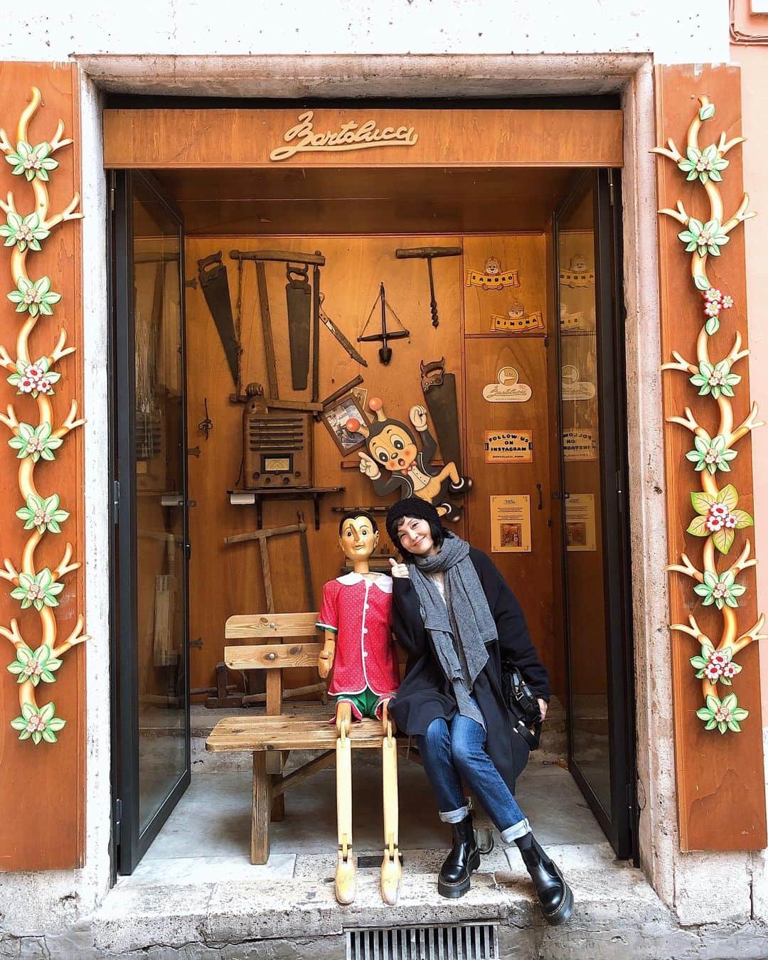 南果歩さんのインスタグラム写真 - (南果歩Instagram)「街を歩けばピノキオに出会うローマ🤥 #ローマが好き #南果歩ローマの旅 #kahominami」12月3日 15時56分 - kaho_minami