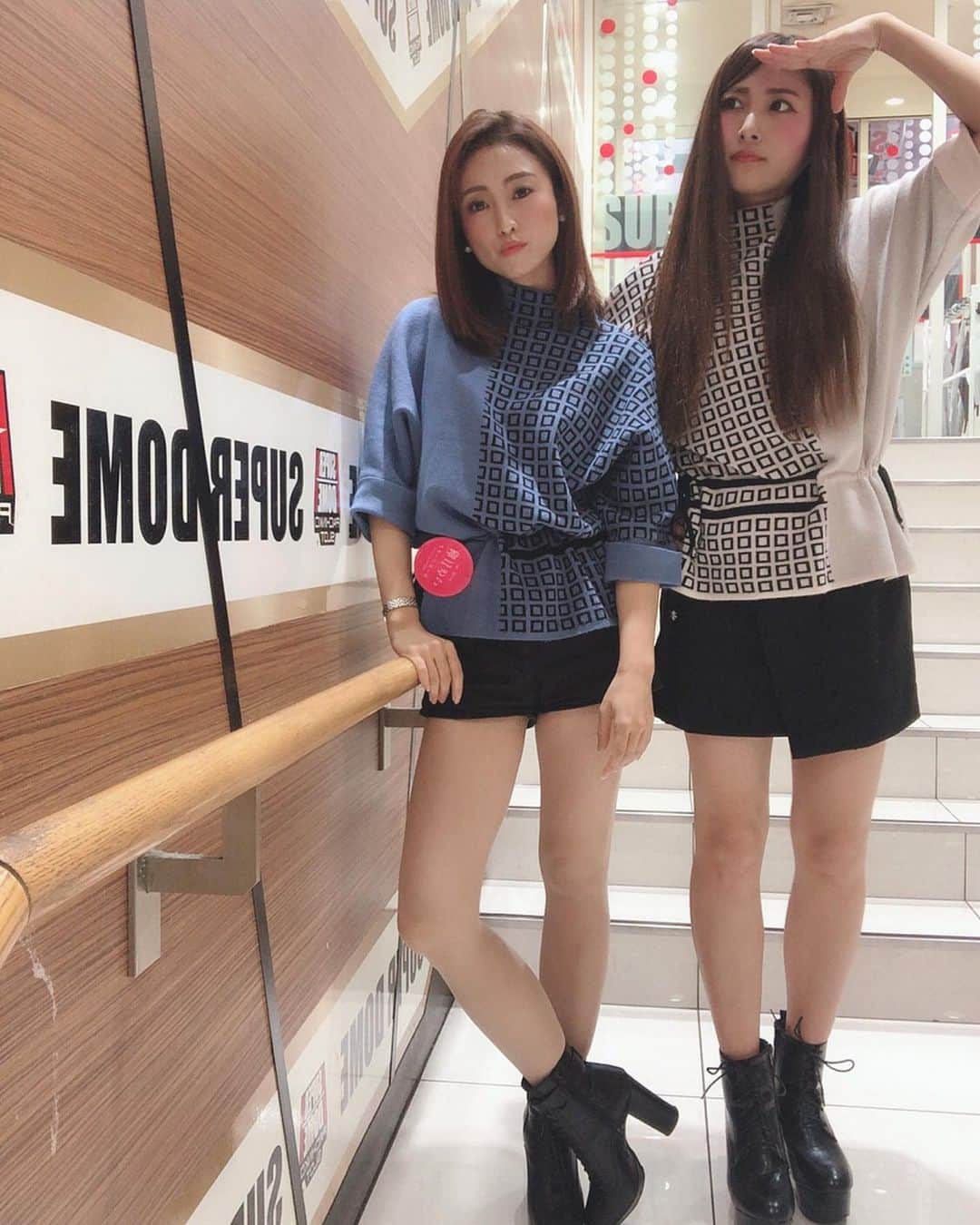 柚月めいさんのインスタグラム写真 - (柚月めいInstagram)「. かんにゃと🇰🇷で買った服で おそろコーデで来店🌈 . . . #リンクコーデ#おそろコーデ#ootd#fashion#outfit#code#韓国#korea#脚#足#girls#follw#instagood#make#pic」12月3日 16時26分 - meimei.yuzu