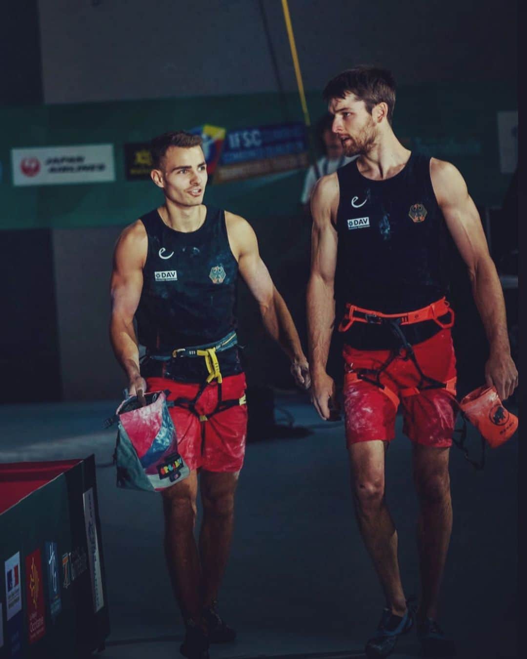 ヤン・ホイヤーのインスタグラム：「I‘m a really competitive guy. I just love leaving it all out there, trying to be the best version of myself and better than everyone else! That’s probably why I’m still competing after all these years.... But going into this comp with @yannick_flohe had a bitter taste to it. At every other comp, me achieving my goal isn‘t as detrimental to someone else’s dream! The last months we’ve been training together, pushing each other in every single session, knowing that one of us is gonna walk away empty handed... We’ve been on a similar level and all comp simulations were a coin flip. Yannick knows he’s as good as the people that qualified but he’s a victim of the country quota. The way he handled this situation makes me respect him even more not just as a climber but as a person! He is the future of German competition climbing and even though that’s little consolation right know, I’m sure I’ll get to watch him at the Olympics one day! #paris2024  @mammut_swiss1862  @madrockclimbing 📸 @thecircuitclimbing」