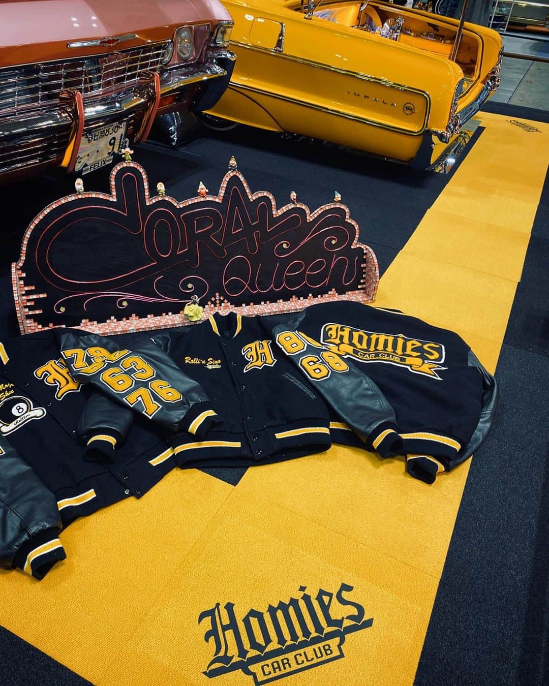 Kayzabroさんのインスタグラム写真 - (KayzabroInstagram)「SCCの翌日はホットロッドカスタムショーへ #homies #homiescc #lowrider #yokohamahotrodcustomshow2019」12月3日 17時40分 - kayzabro_ds455