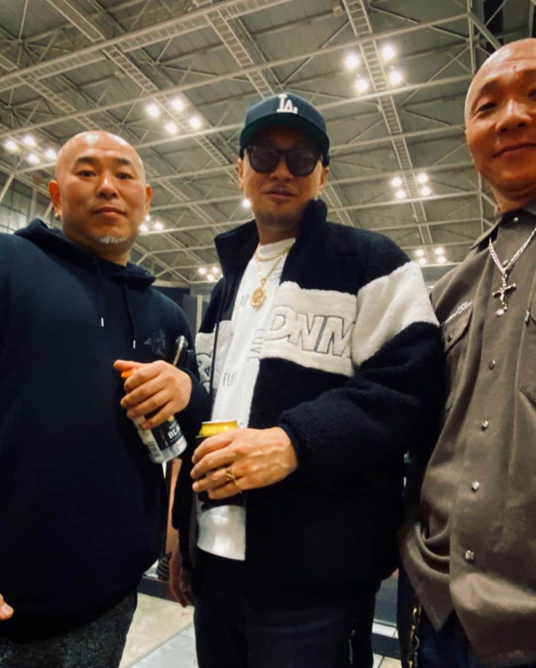 Kayzabroさんのインスタグラム写真 - (KayzabroInstagram)「SCCの翌日はホットロッドカスタムショーへ #homies #homiescc #lowrider #yokohamahotrodcustomshow2019」12月3日 17時40分 - kayzabro_ds455