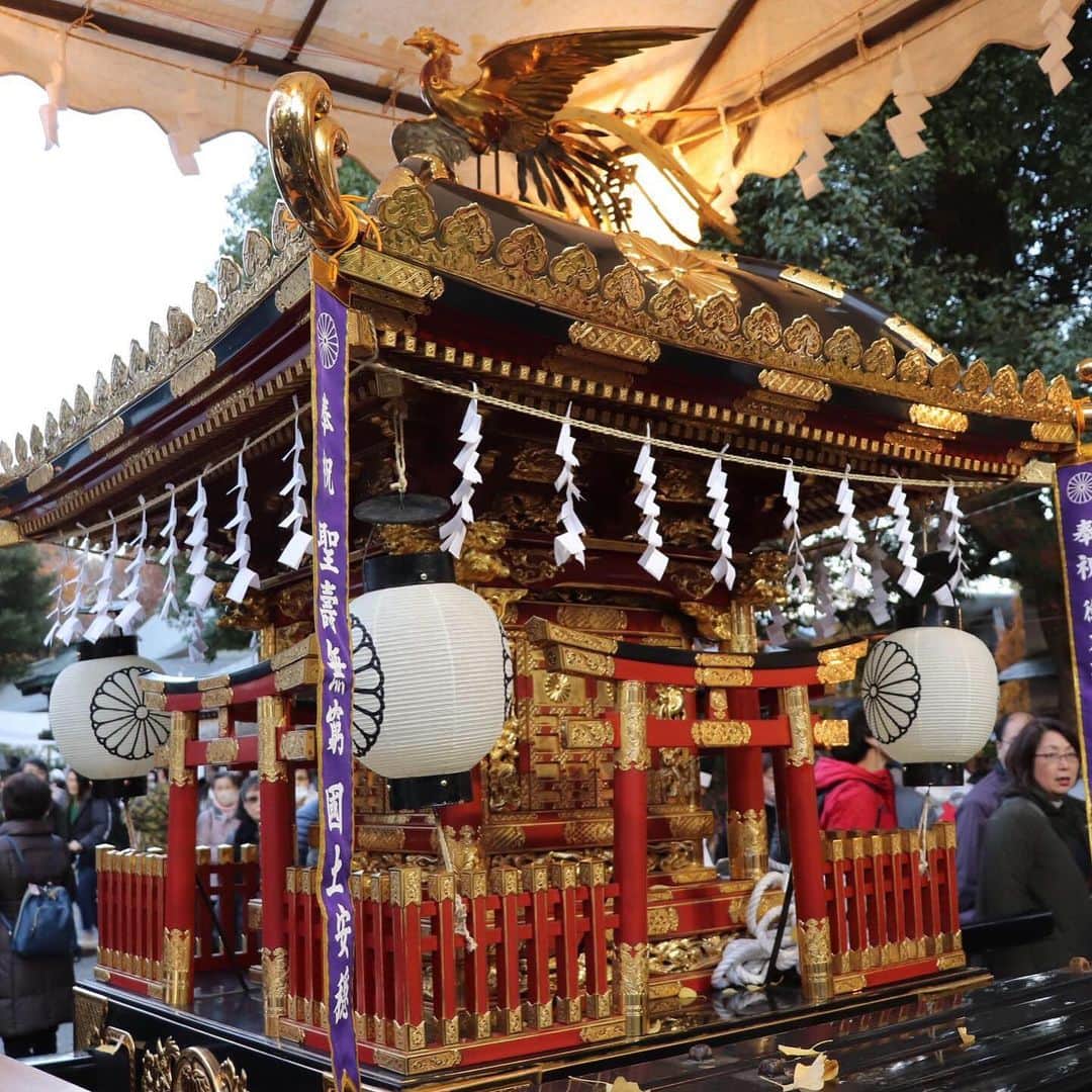 さいたまつりさんのインスタグラム写真 - (さいたまつりInstagram)「日本三大曳山祭の一つ、秩父夜祭が開催中！ 夜の花火との競演に向けて、着々と準備が進められております♪ 天気も良く、秩父はたくさんの人で賑わっています！  #さいたまつり #山車 #埼玉 #festival #祭り #saitamatsuri #お祭り #写真好きな人と繋がりたい #ファインダー越しの私の世界 #お祭り写真 #お祭り写真部 #秩父 #chichibu #秩父夜祭 #夜祭 #ユネスコ無形文化遺産」12月3日 17時44分 - saitamatsuri
