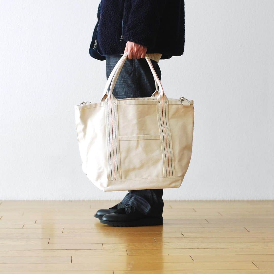 wonder_mountain_irieさんのインスタグラム写真 - (wonder_mountain_irieInstagram)「_ [unisex］ Engineered Garments WORKADAY -エンジニアード ガーメンツ ワーカーデイ- "TOTE BAG" ￥29,700- _ 〈online store / @digital_mountain〉 https://www.digital-mountain.net/shopdetail/000000008747/ _ 【オンラインストア#DigitalMountain へのご注文】 *24時間受付 *15時までのご注文で即日発送 *1万円以上ご購入で送料無料 tel：084-973-8204 _ We can send your order overseas. Accepted payment method is by PayPal or credit card only. (AMEX is not accepted)  Ordering procedure details can be found here. >>http://www.digital-mountain.net/html/page56.html _  #nepenthes  #EngineeredGarments WORKADAY  #ネペンテス #エンジニアードガーメンツ ワーカーデイ _ 本店：#WonderMountain  blog>> http://wm.digital-mountain.info _ 〒720-0044  広島県福山市笠岡町4-18  JR 「#福山駅」より徒歩10分 (12:00 - 19:00 水曜、木曜定休) #ワンダーマウンテン #japan #hiroshima #福山 #福山市 #尾道 #倉敷 #鞆の浦 近く _ 系列店：@hacbywondermountain _」12月3日 18時20分 - wonder_mountain_