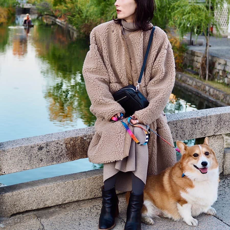 ericoのインスタグラム：「✩ 俺、倉敷美観地区にも行って来たぜ😼✨ ✩  I went for a walk in Kurashiki Bikan Area is popular as a tourist destination. ✩ #倉敷 #倉敷美観地区 #岡山県  #それいけ力丸くん #コーギー  #犬のいる暮らし#pembrokewelshcorgi  #corgistagram #barked  #buzzfeed #corgisofinstagram  #dailyfluff #9gag #weeklyfluff」