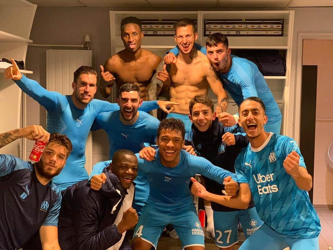 ブナ・サールさんのインスタグラム写真 - (ブナ・サールInstagram)「Another One ! ☝🏾😄 5/5 ✅ @olympiquedemarseille 🙏🏾⚪️Ⓜ️💙」12月4日 5時18分 - bounasarr