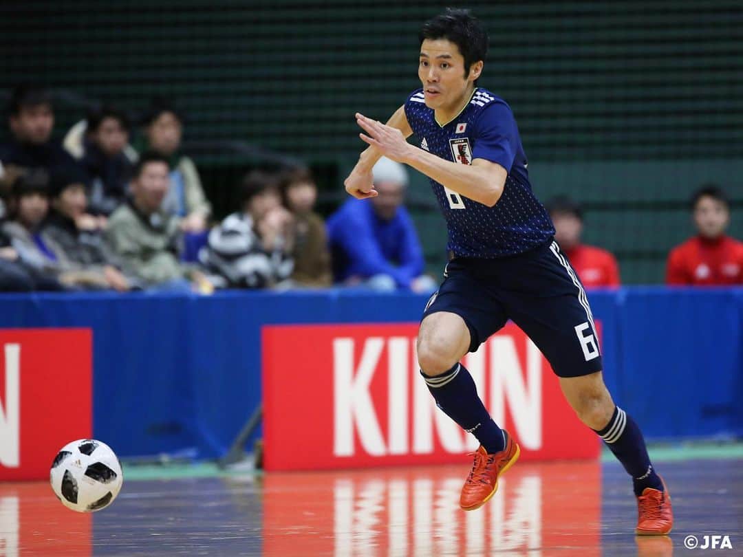 日本サッカー協会さんのインスタグラム写真 - (日本サッカー協会Instagram)「#吉川智貴 選手が「AFCアニュアルアワード2019」年間最優秀フットサル選手賞を受賞🏆✨👏👏 ・ 🗣#吉川智貴 選手コメント アジア年間最優秀選手賞を受賞でき、非常に嬉しく光栄に思います。自分の家族、#名古屋オーシャンズ、日本サッカー協会、応援してくれている全ての方々のお陰でこのような素晴らしい賞をいただくことができました。本当に感謝の気持ちでいっぱいです。この賞におごることなく個人としてさらに成長し、今後も日本フットサル界へ貢献していきたいと思います。まずは来年のAFCフットサル選手権での、FIFAフットサルワールドカップ出場権の獲得と優勝を目指して頑張ります。 ・ #AFCAwards2019 #フットサル日本代表 #フットサル #futsal #daihyo #jfa」12月3日 21時10分 - japanfootballassociation