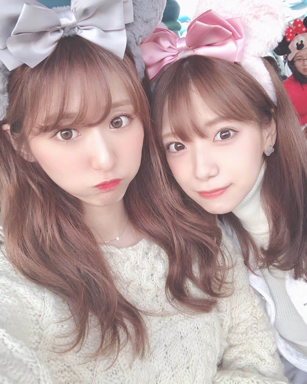 阿比留李帆のインスタグラム：「🎄❤️❤️ さやPさんとクリスマスディズニー🥰 笑いすぎてお化粧おちました..🥺 めっちゃたのしかった❤️しあわせ！🤶 #クリスマスディズニー#ディズニークリスマス#クリスマス#ディズニーランド#tokyodisneyland#disneyland#さやPさん」