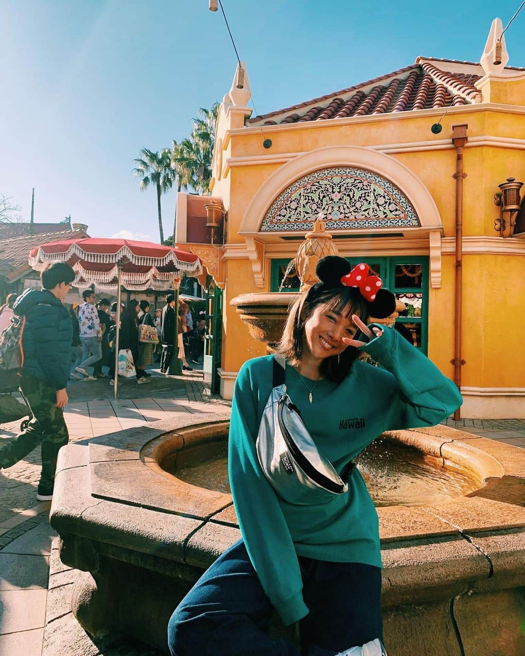 マイコ さんのインスタグラム写真 - (マイコ Instagram)「* 1年ぶりのTDL🏰 楽しかった。 ありがとう。 みんな。 やっぱり夢の国は、 果てしなくワクワクした。 ・ ・ ・ ・ #disneyland#disney#thankyou#happyday#被り物#持参#今年は#ミニーちゃん」12月3日 22時07分 - maicorori